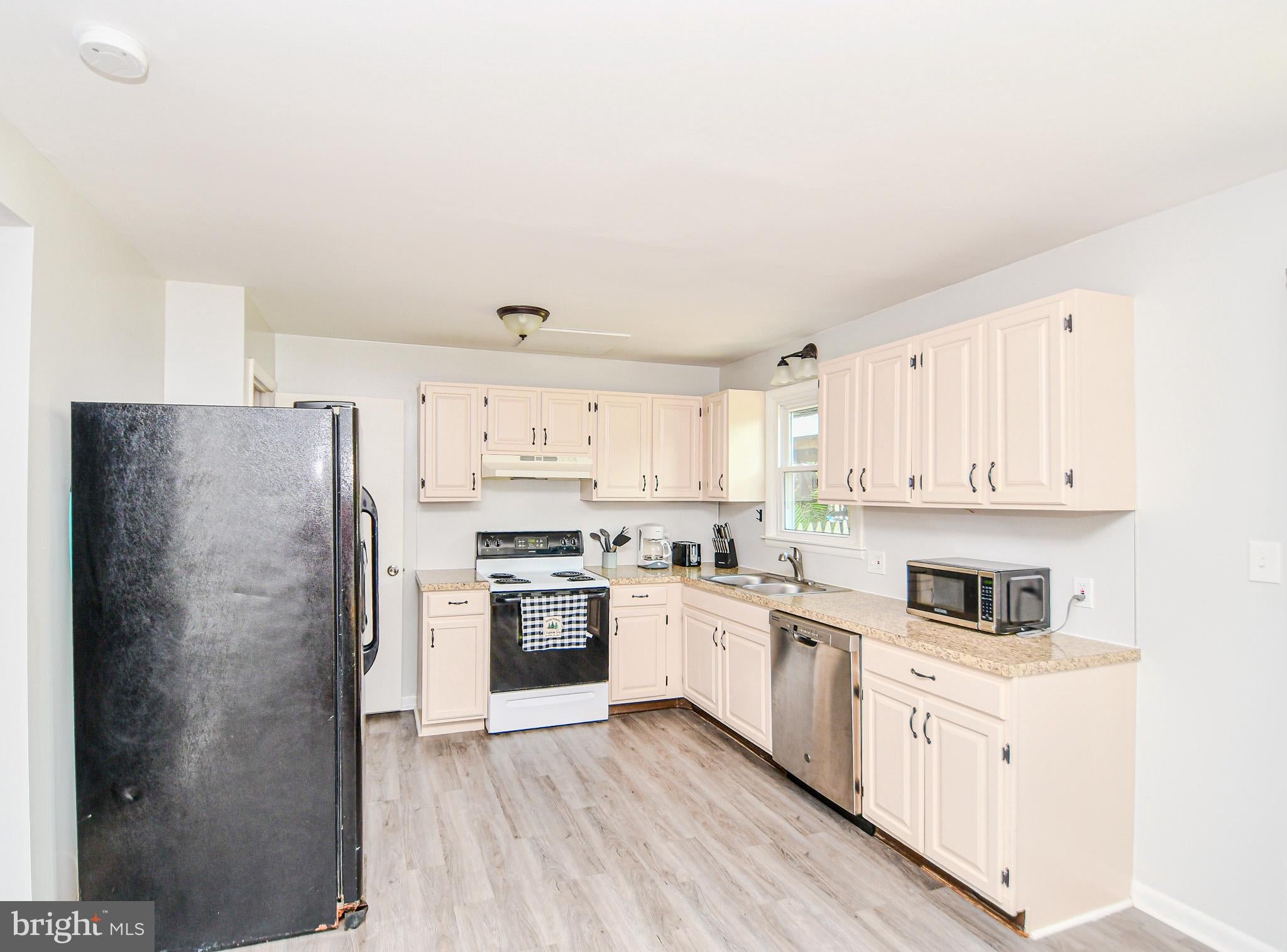 444 S PLUM STREET