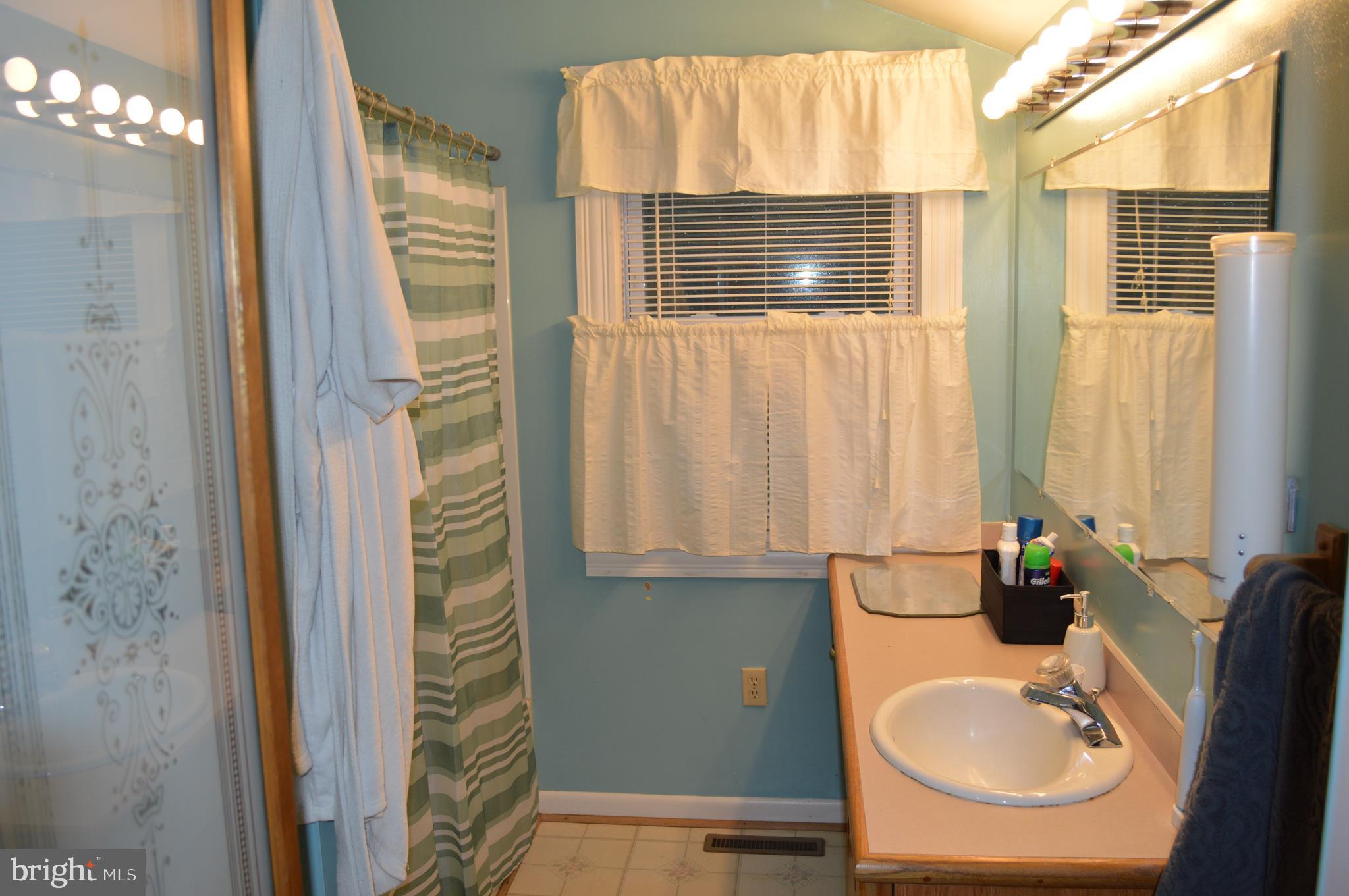 ABERDEEN HILLS - Residential