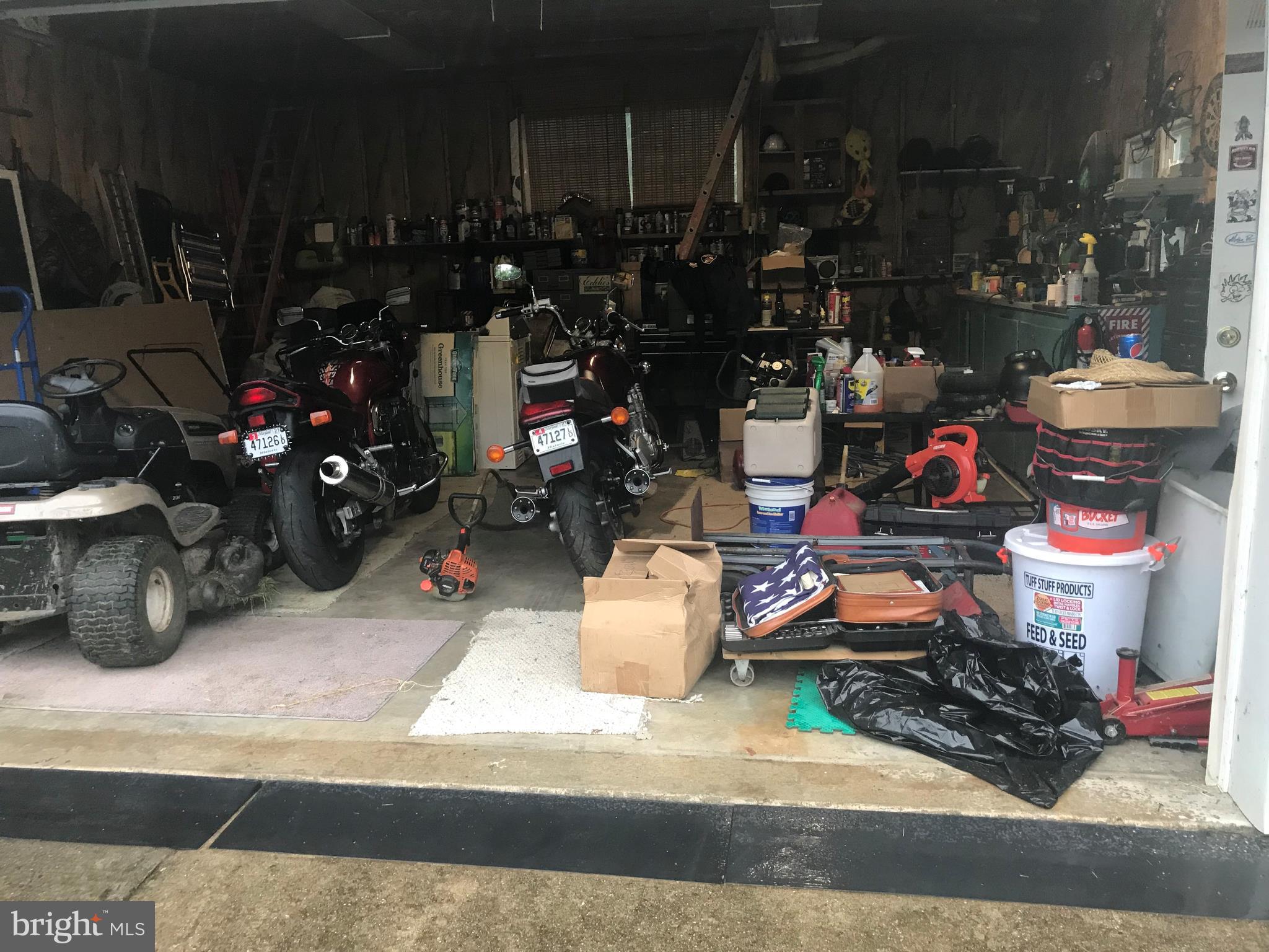 ABERDEEN HILLS - Residential