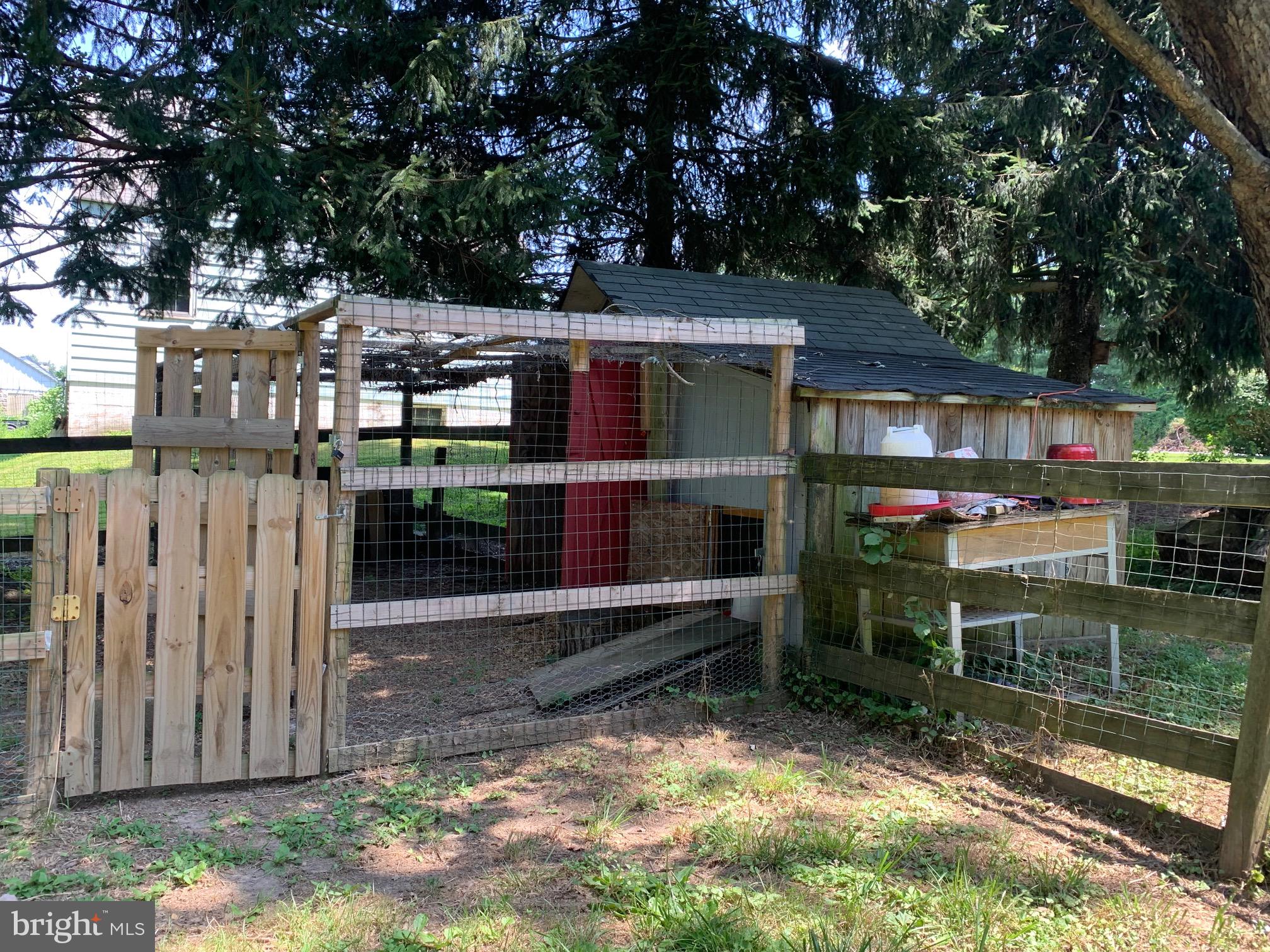 ABERDEEN HILLS - Residential