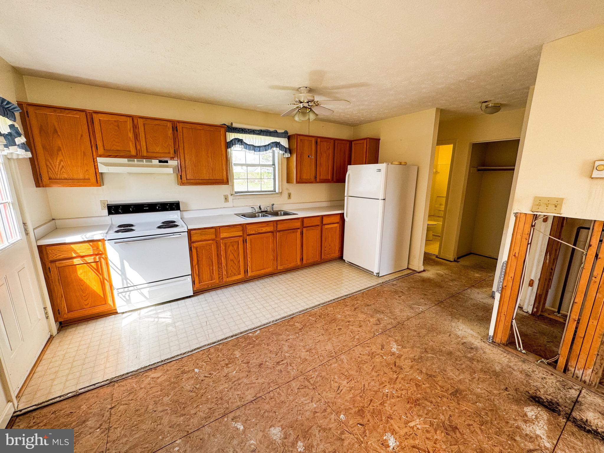 GREENBRIAR VILLAGE - Residential