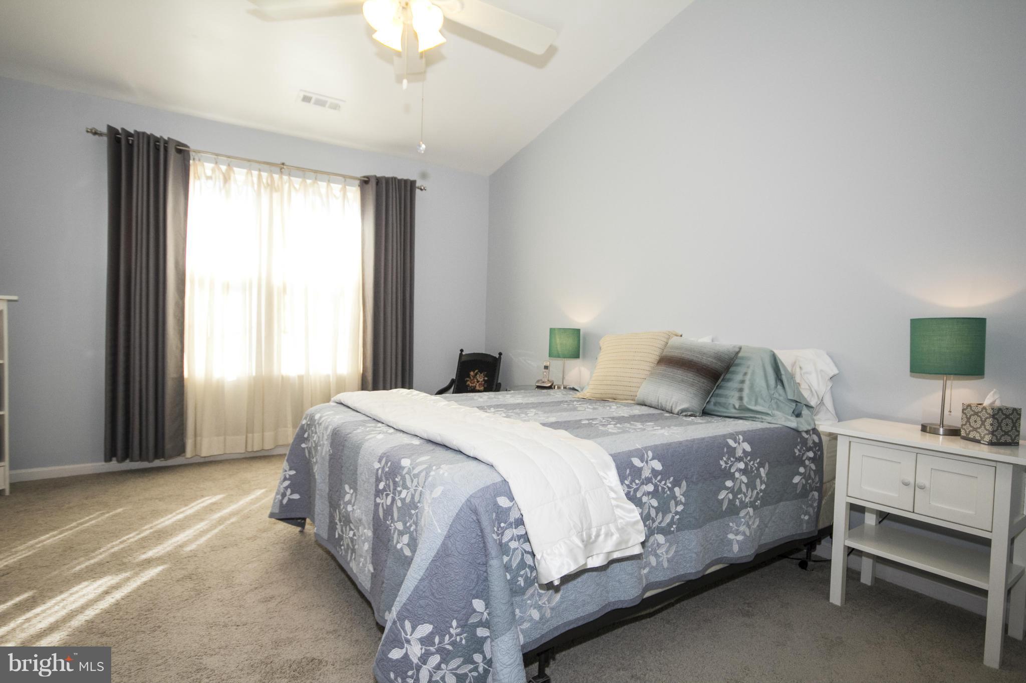 OAKHURST - Residential