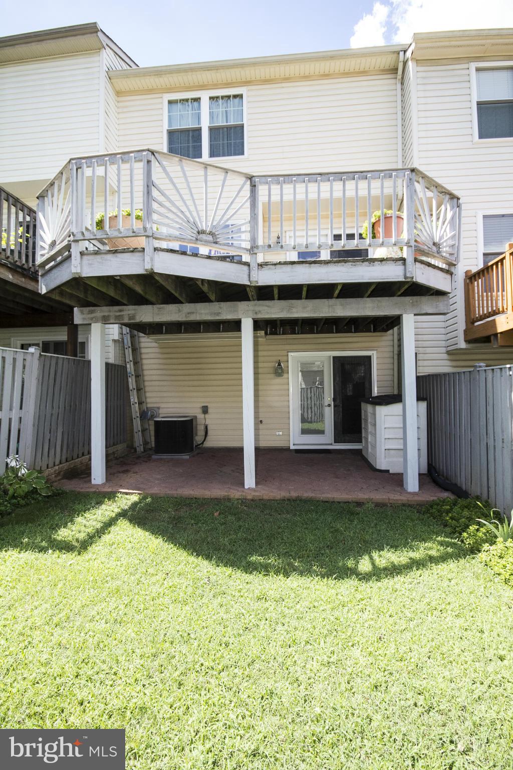 OAKHURST - Residential