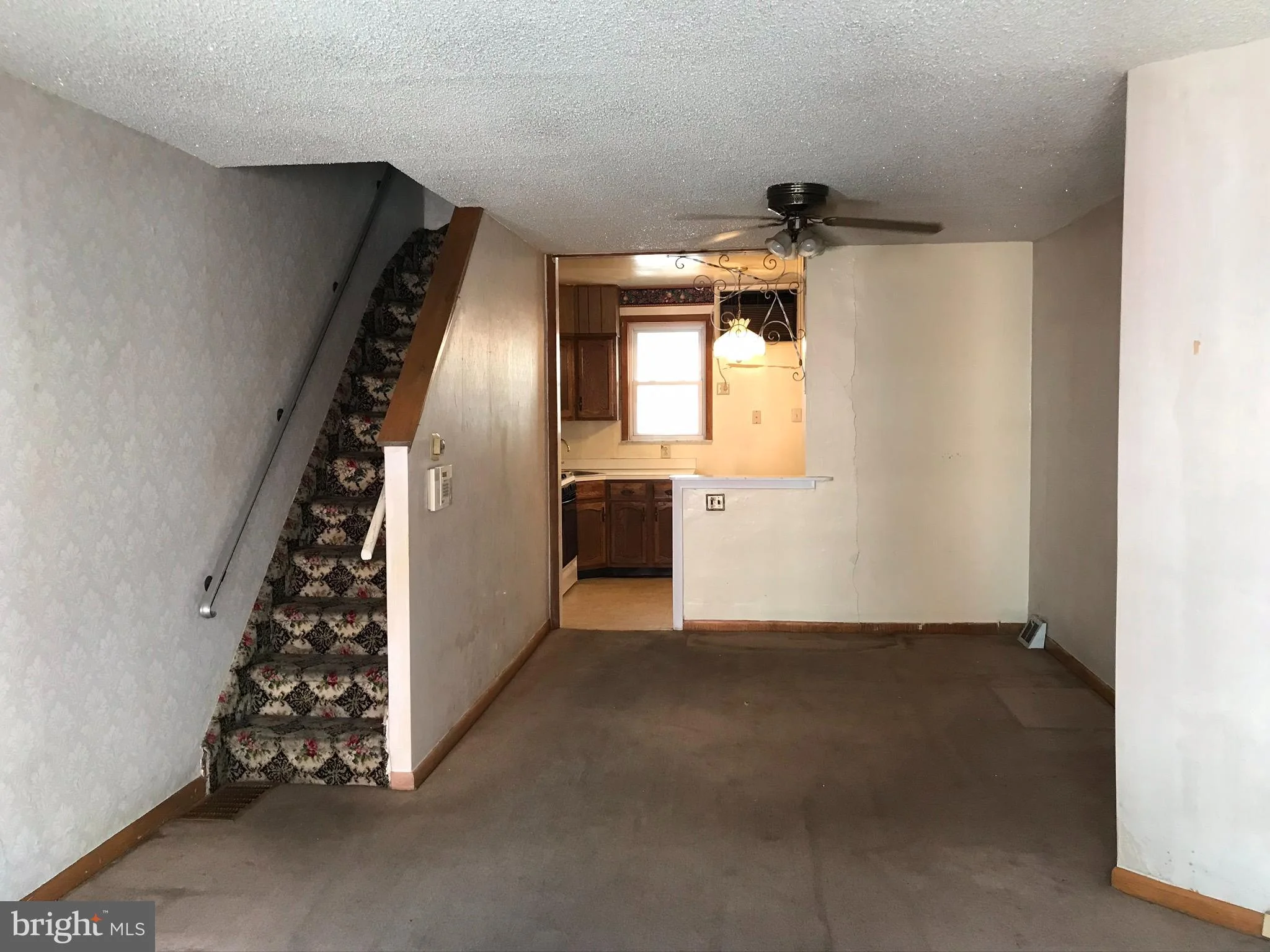 1122 Mercy Street, Philadelphia, PA 19148