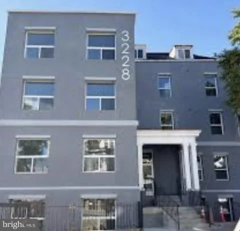 MLS: DCDC2261332