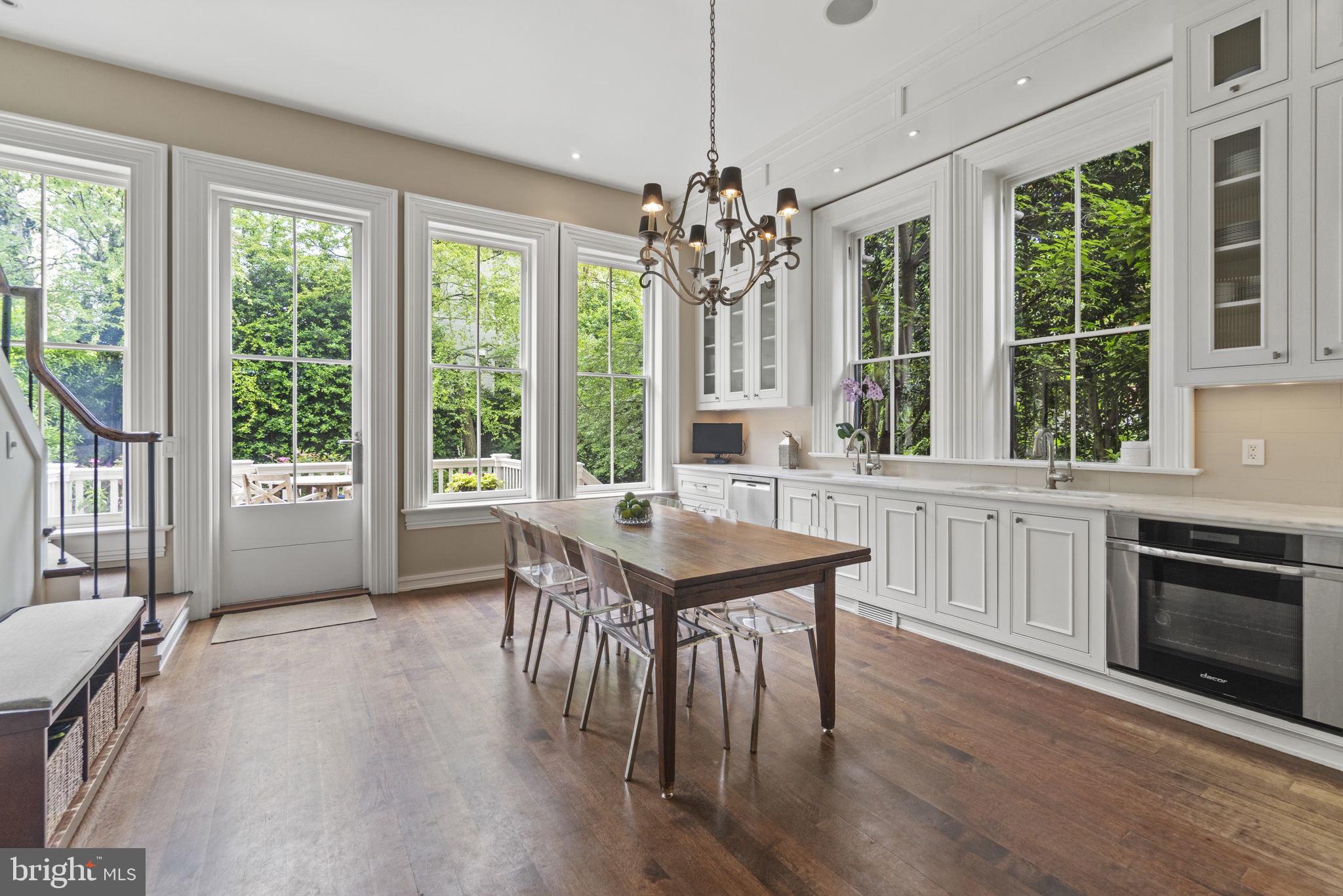 GEORGETOWN - Residential