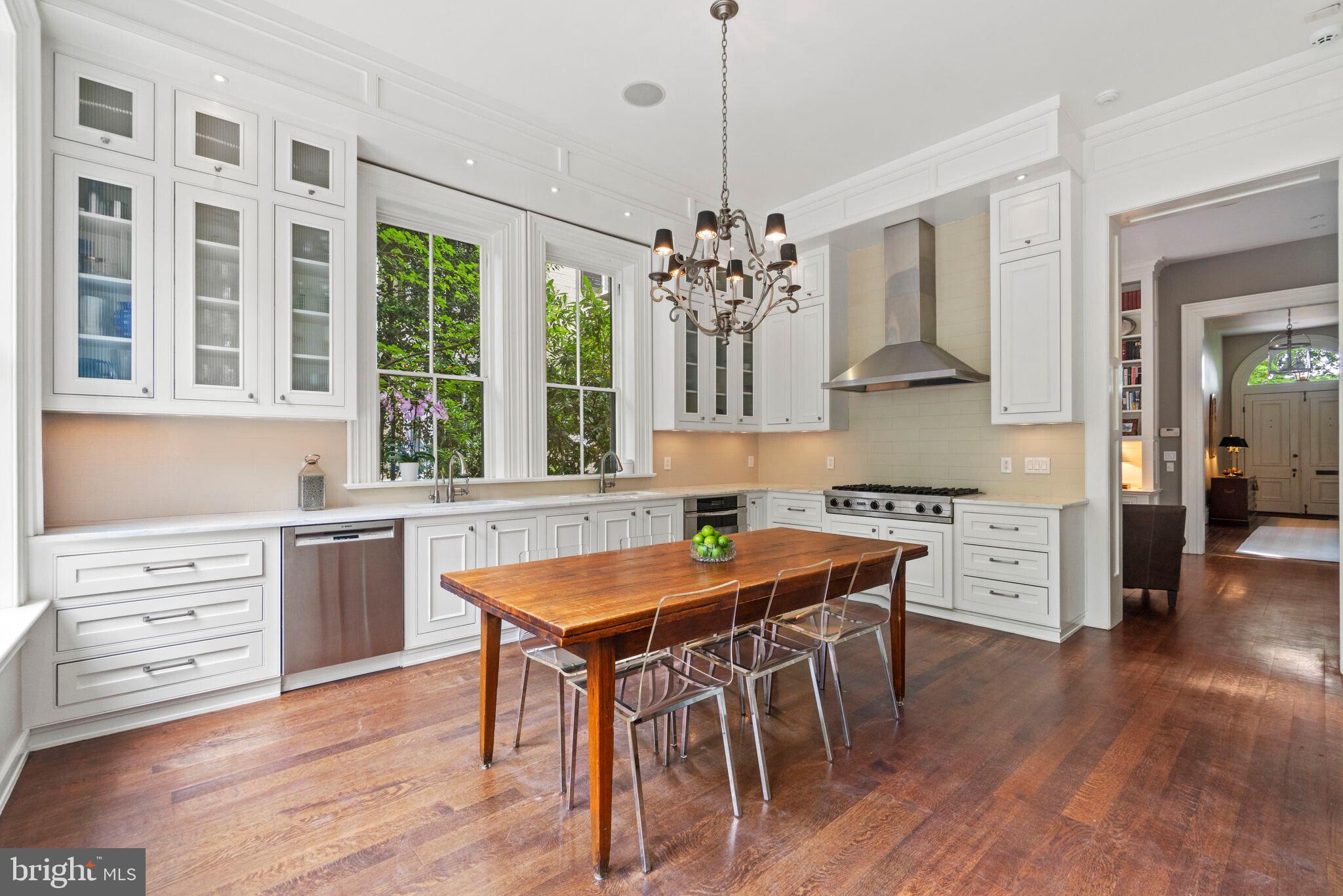 GEORGETOWN - Residential