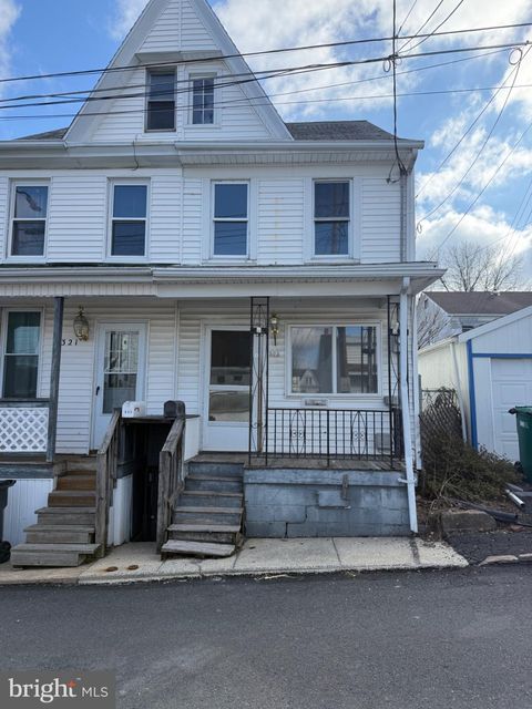 Photo of 323 S Grape Street, MT CARMEL, PA 17851 (MLS # PANU2003178)
