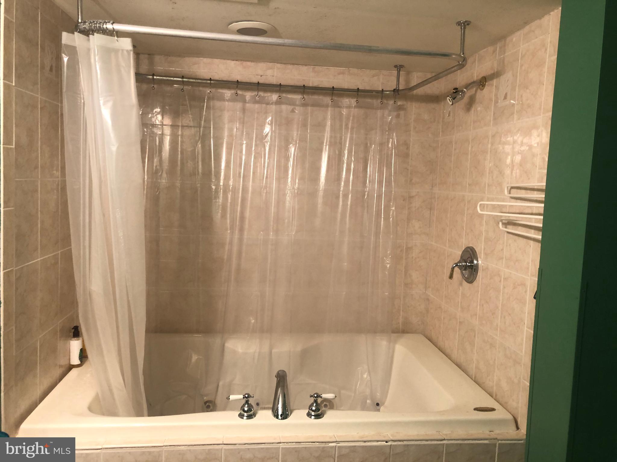 DORSEY HALL - Residential Lease