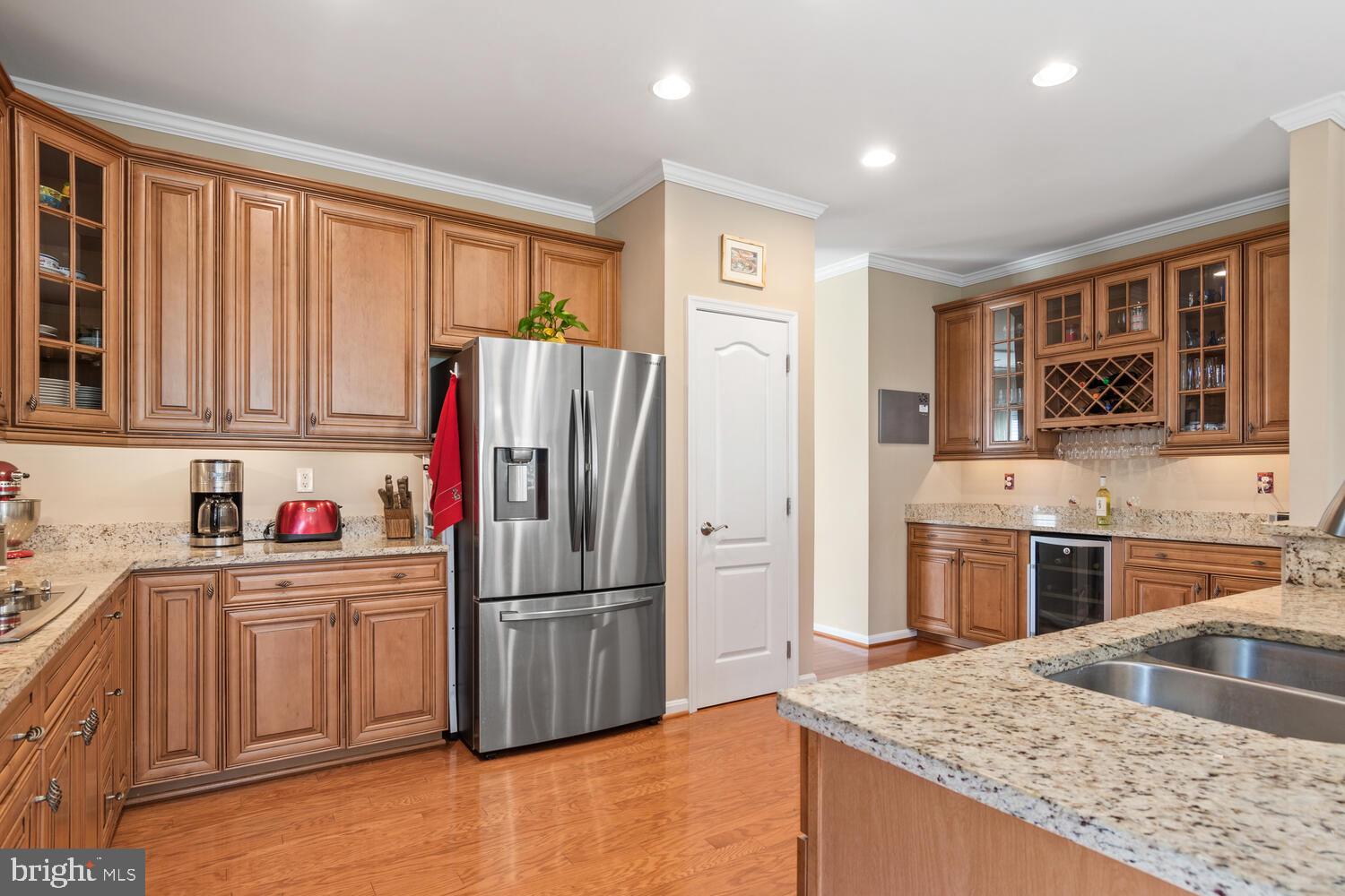 SYMPHONY VILLAGE AT CENTREVILLE - Residential