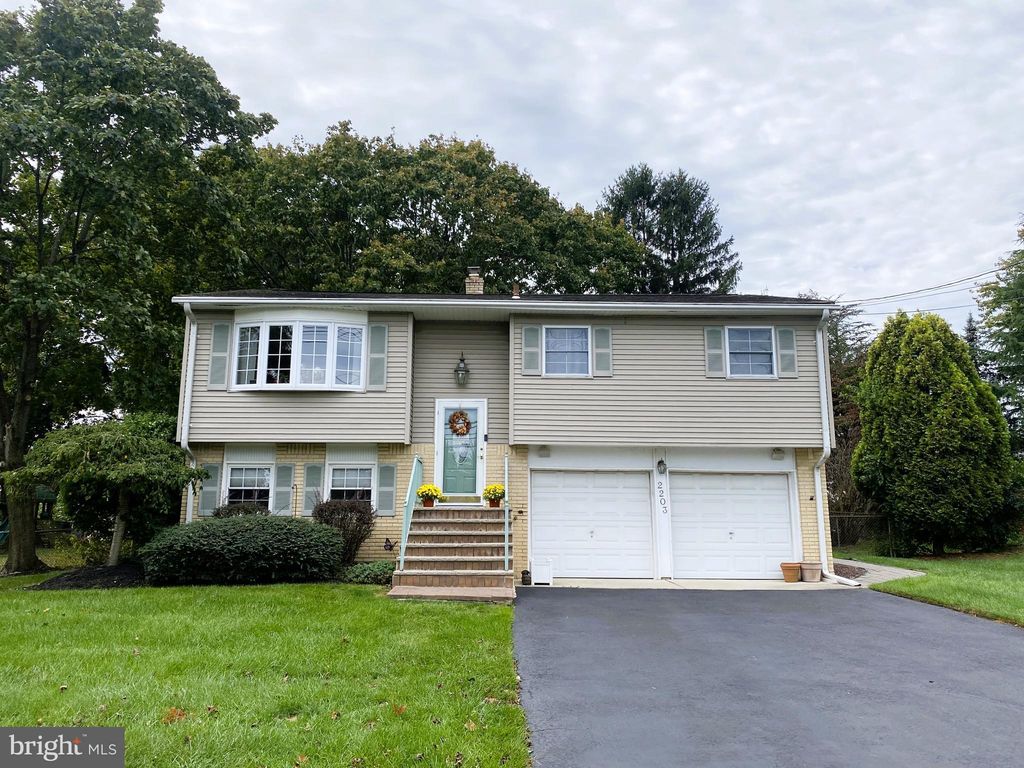 Photo of 2203 Kuser Road, HAMILTON, NJ 08690 (MLS # NJME2067346)