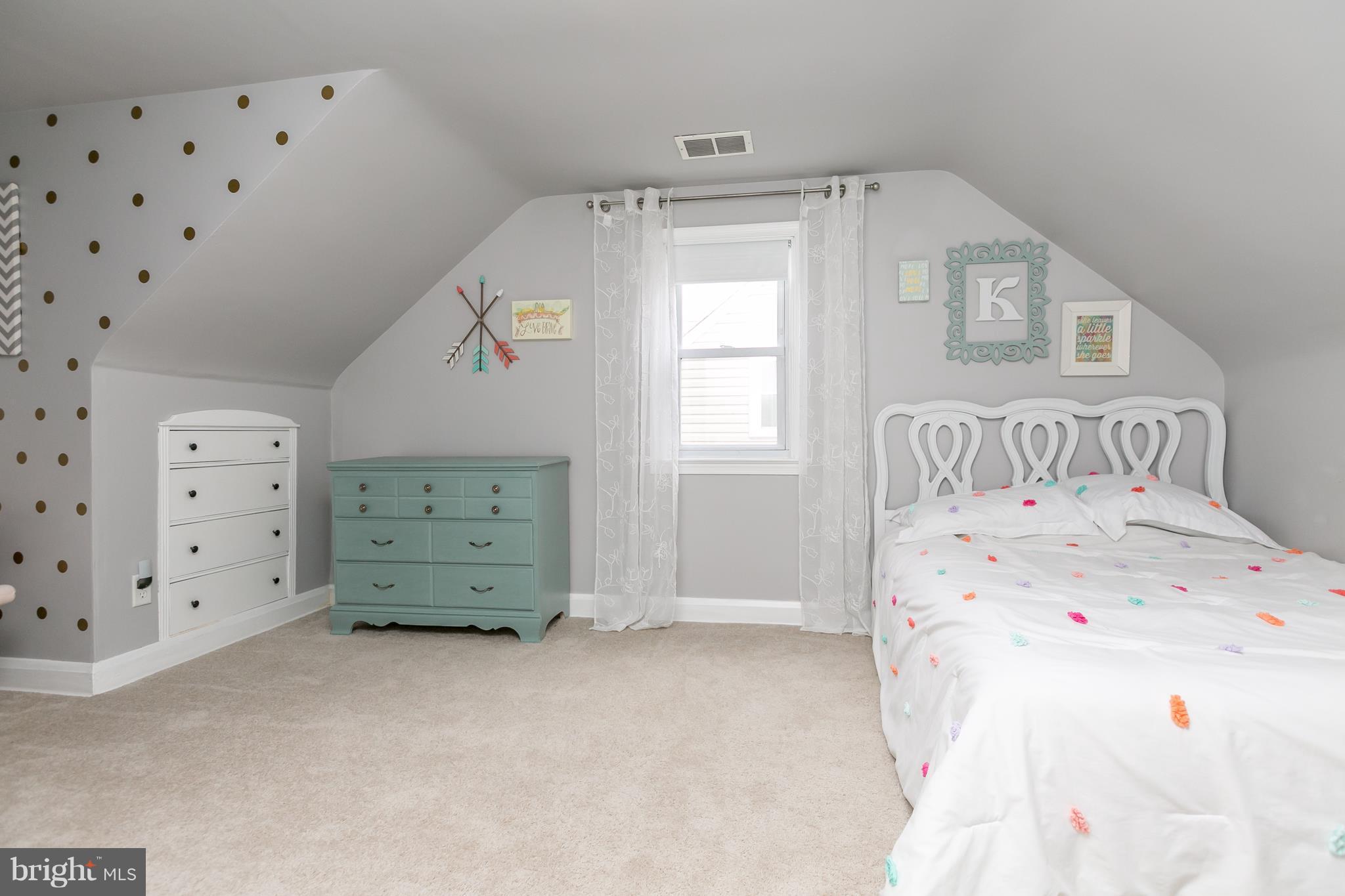 WESTMORELAND FRUIT FARM - Residential