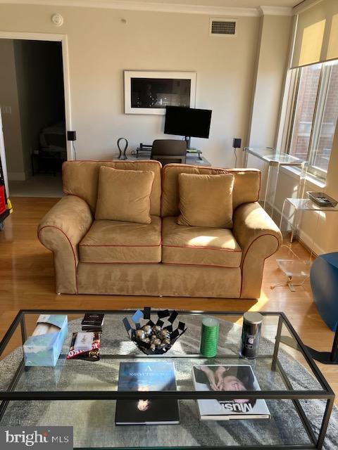 1220 N FILLMORE STREET 909