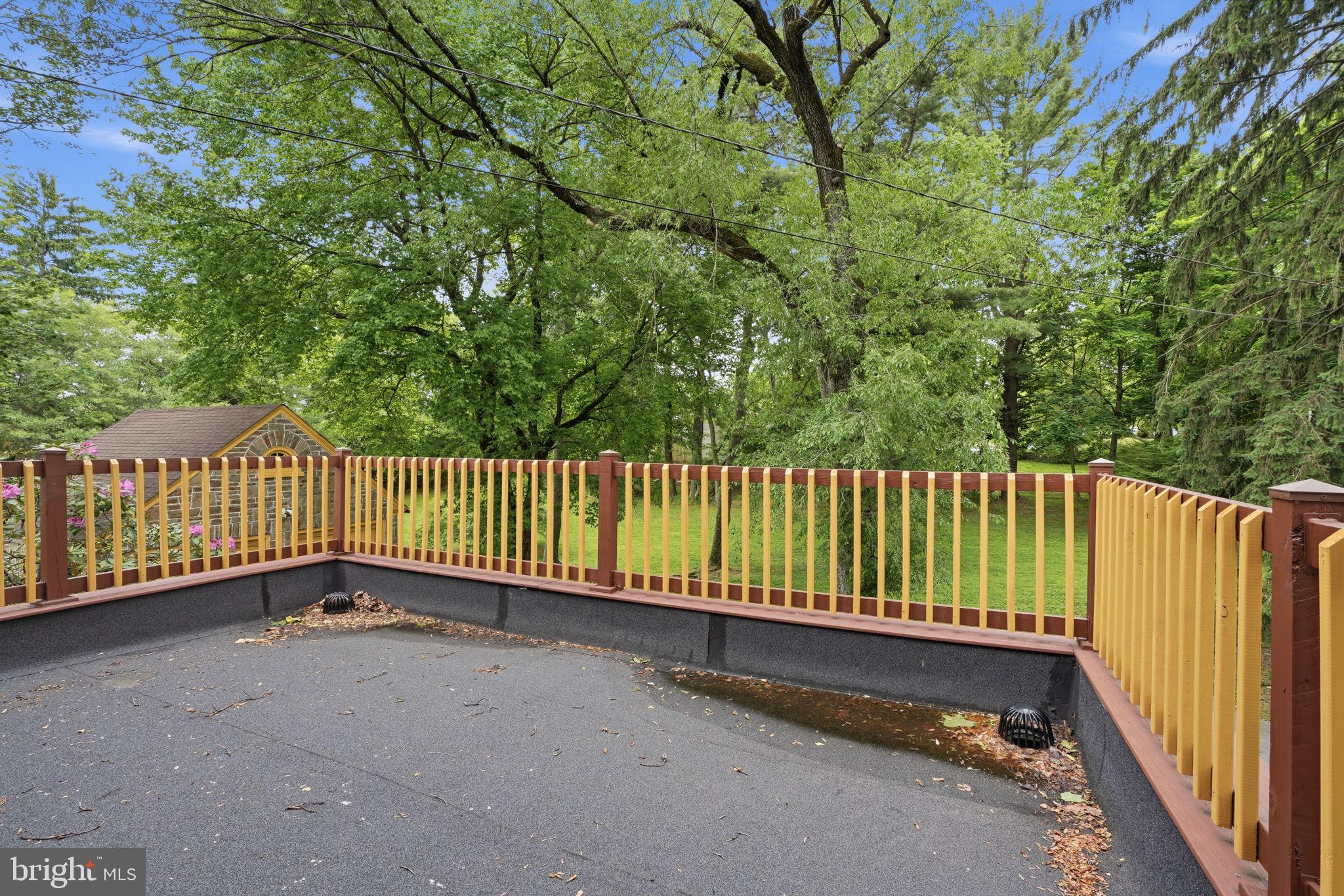 CHADDS FORD - Residential