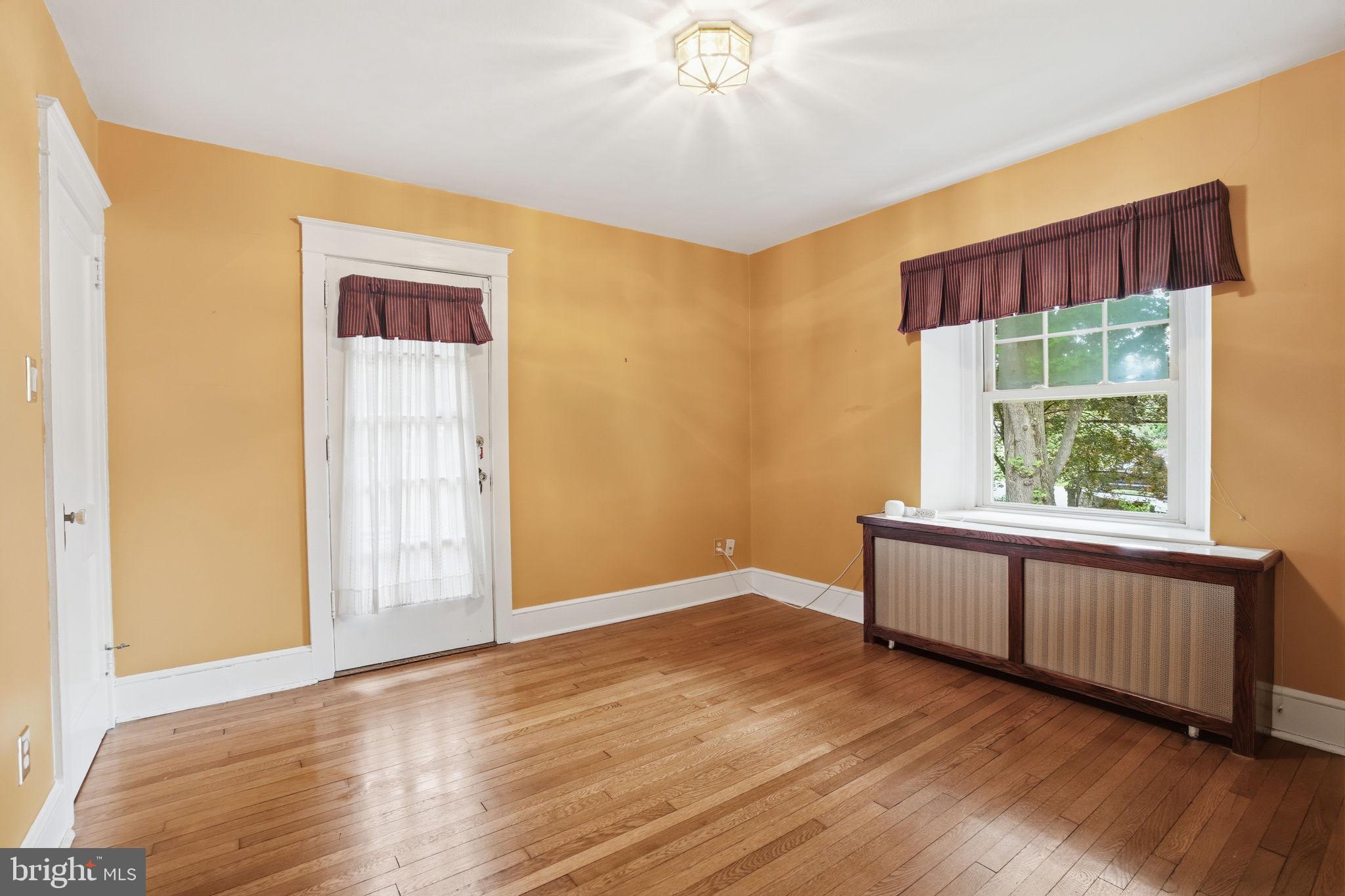 CHADDS FORD - Residential