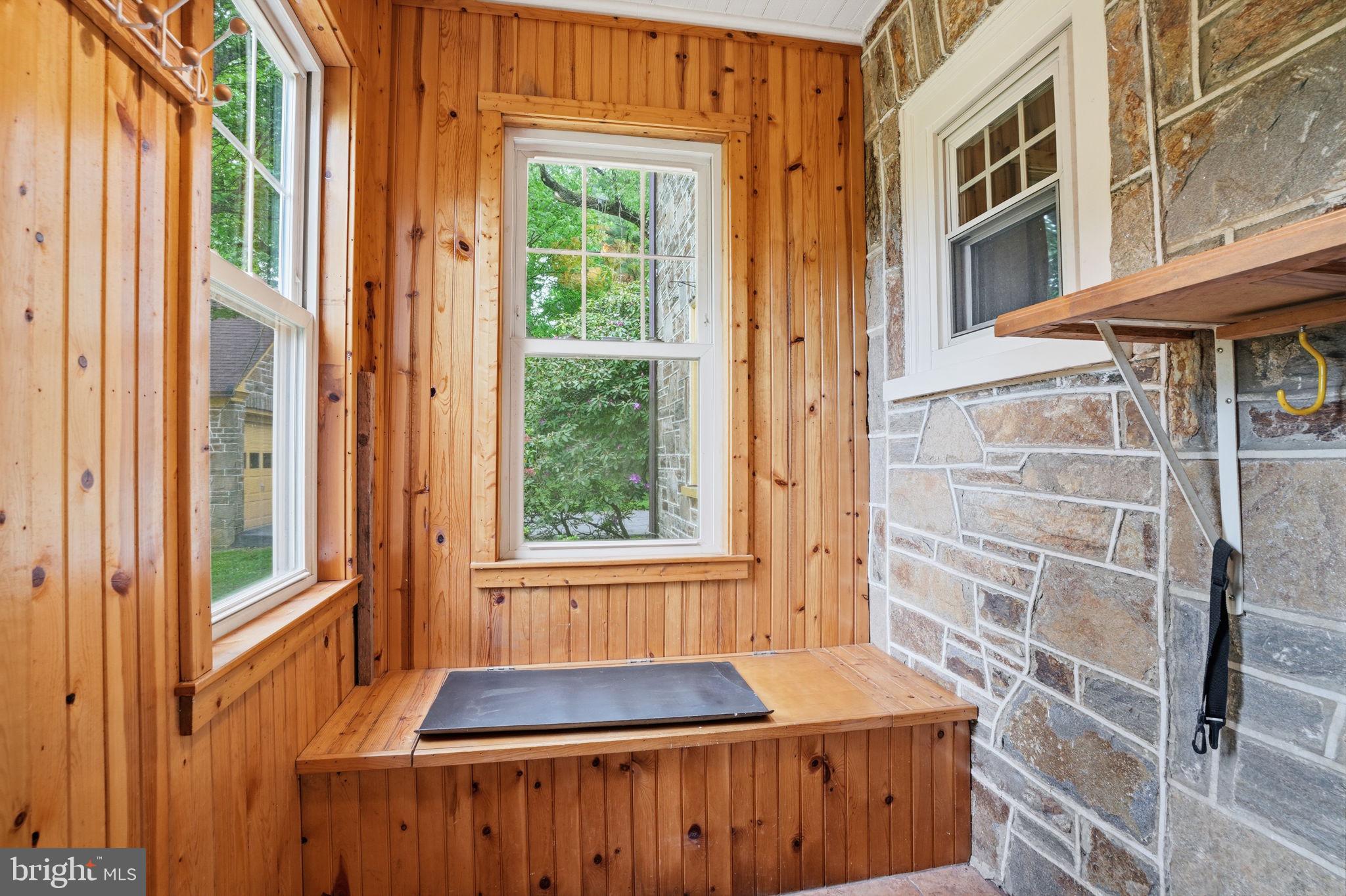 CHADDS FORD - Residential