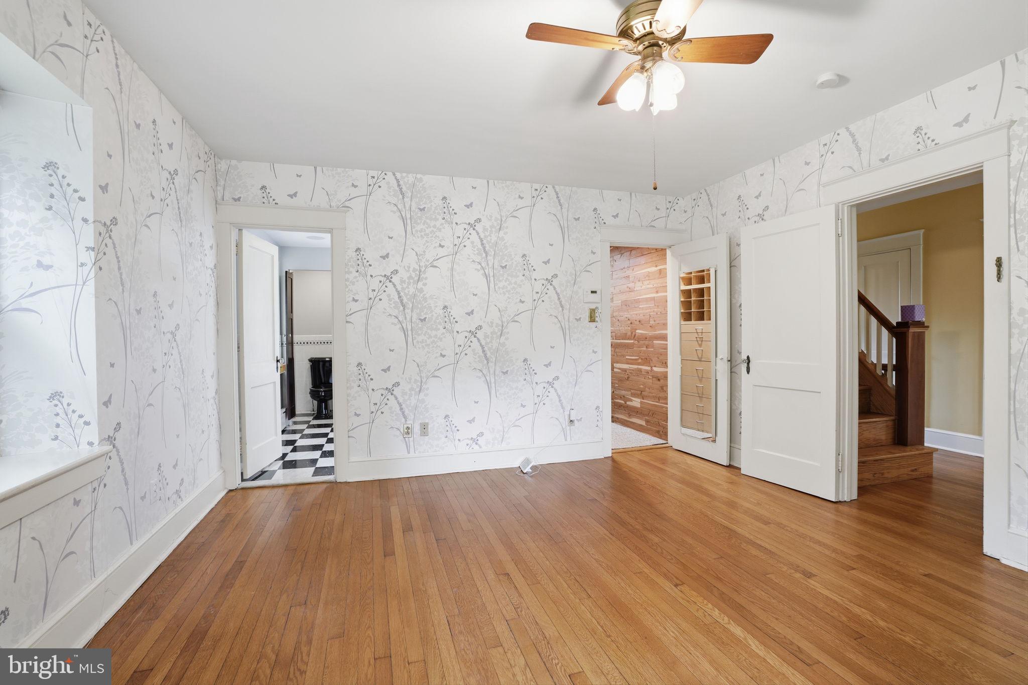 CHADDS FORD - Residential