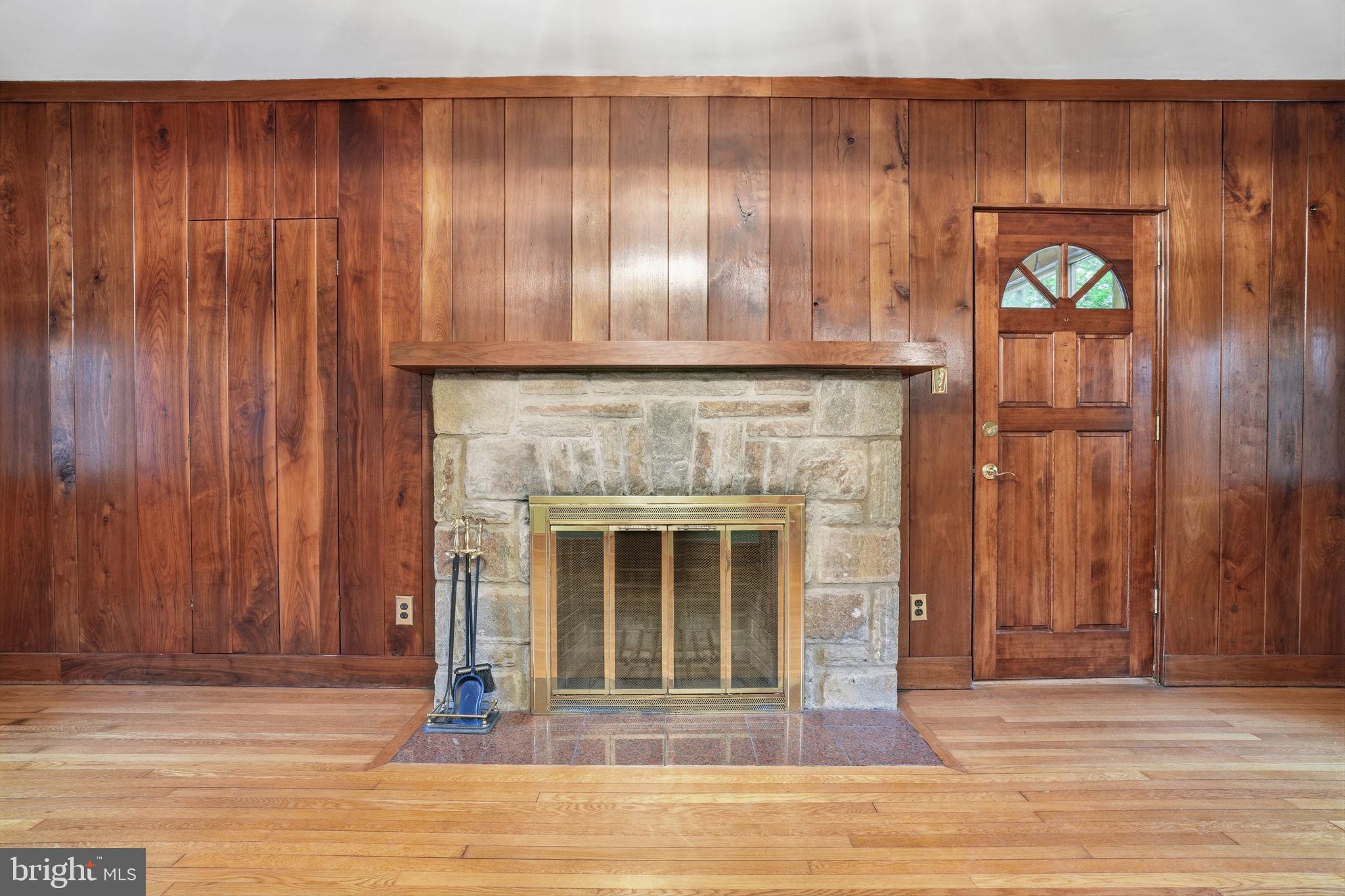 CHADDS FORD - Residential