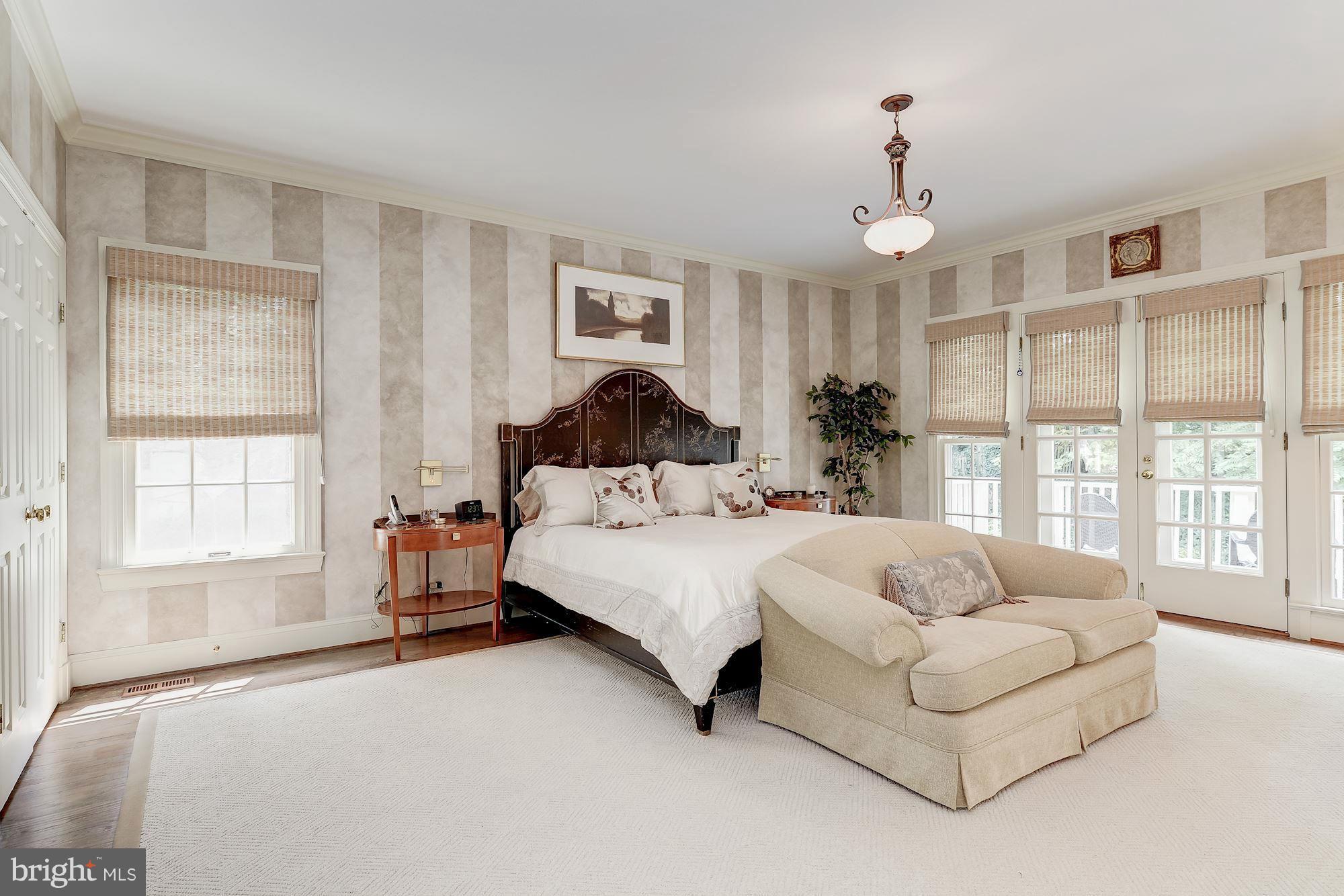 BANNOCKBURN HEIGHTS - Residential