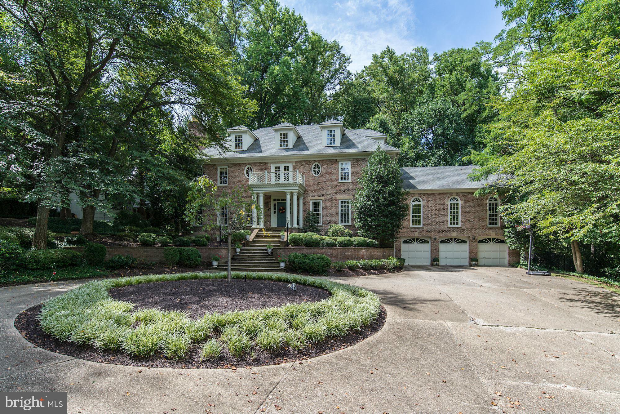 BANNOCKBURN HEIGHTS - Residential