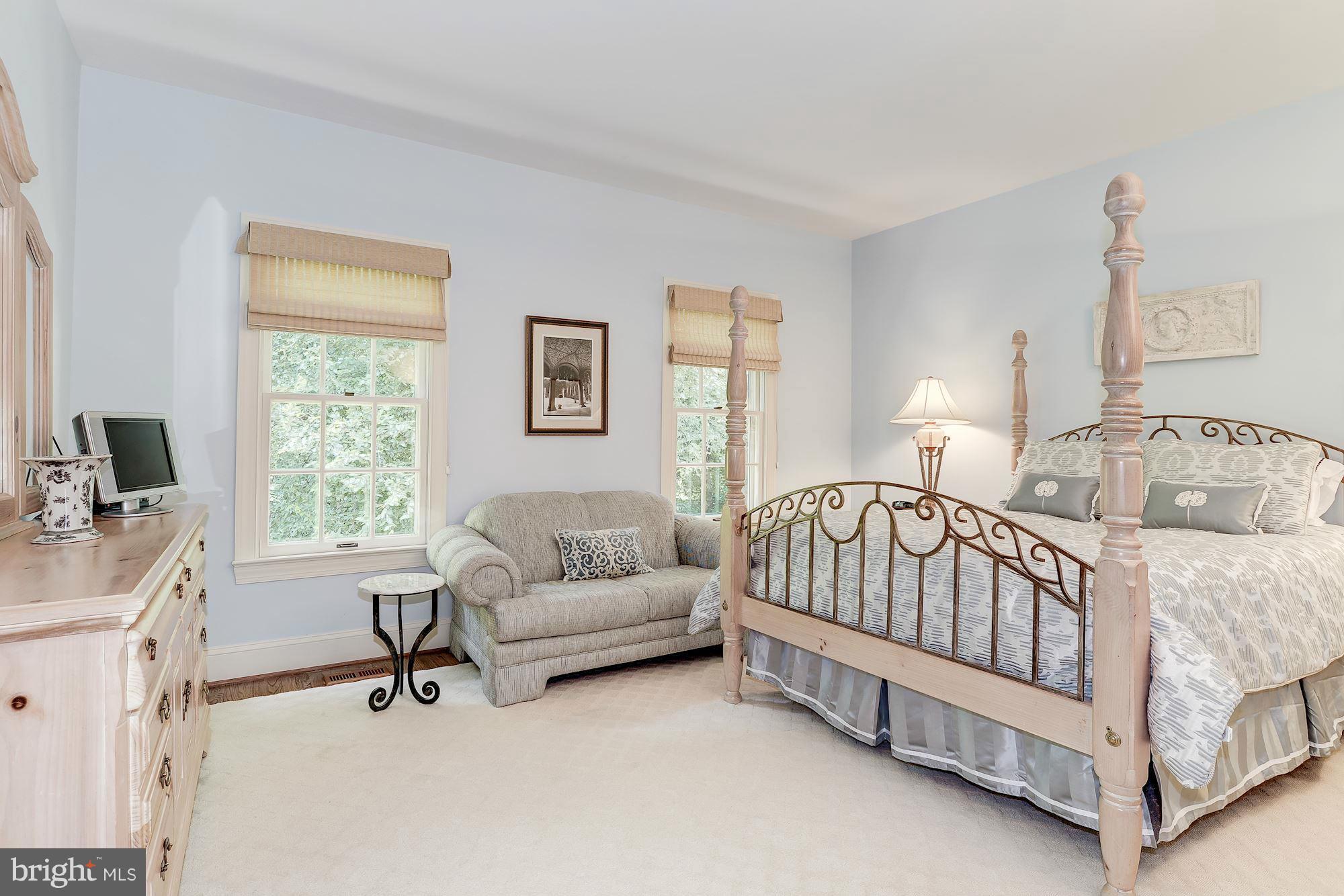 BANNOCKBURN HEIGHTS - Residential