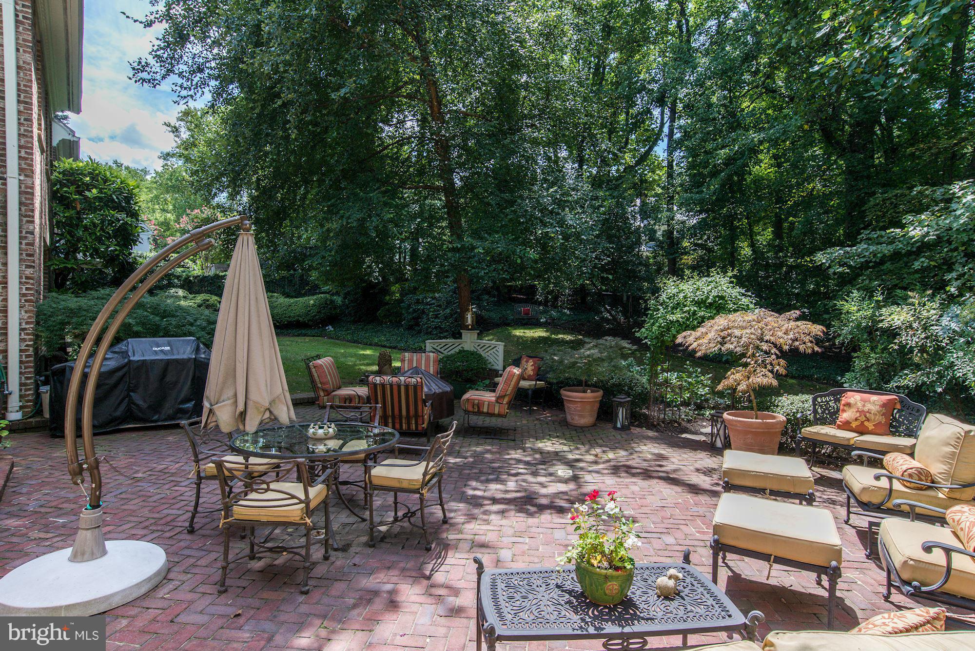 BANNOCKBURN HEIGHTS - Residential