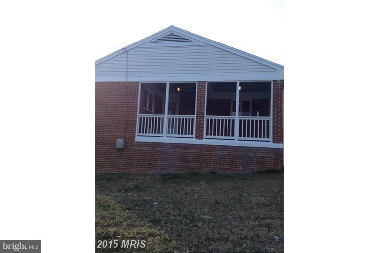 BROYHILL PARK - Residential Lease