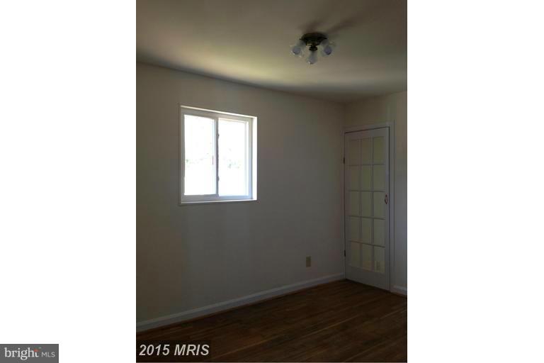 BROYHILL PARK - Residential Lease