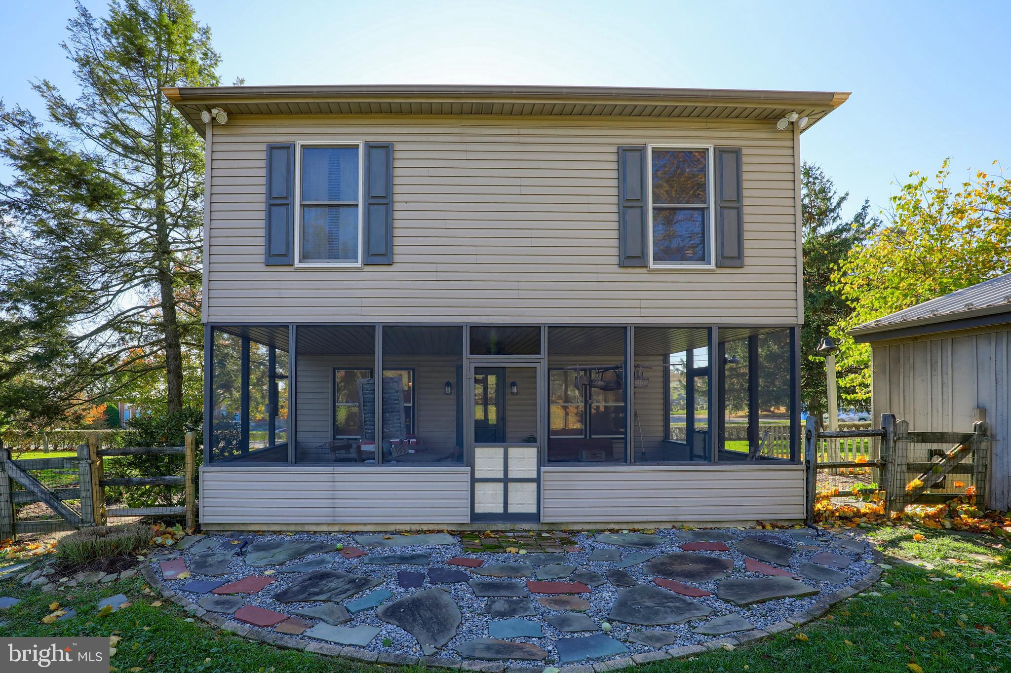 ROCKY RIDGE - Residential