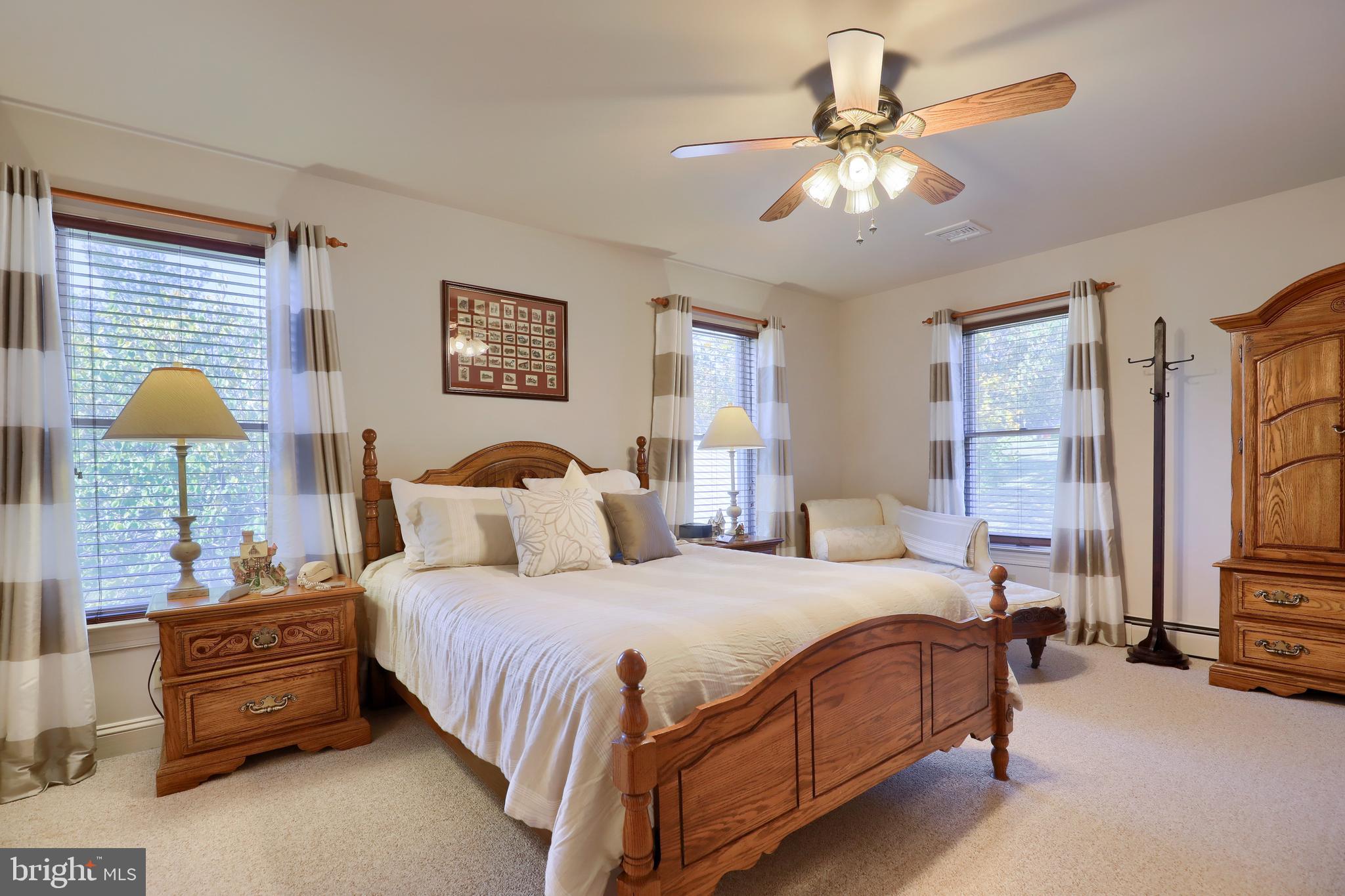 ROCKY RIDGE - Residential