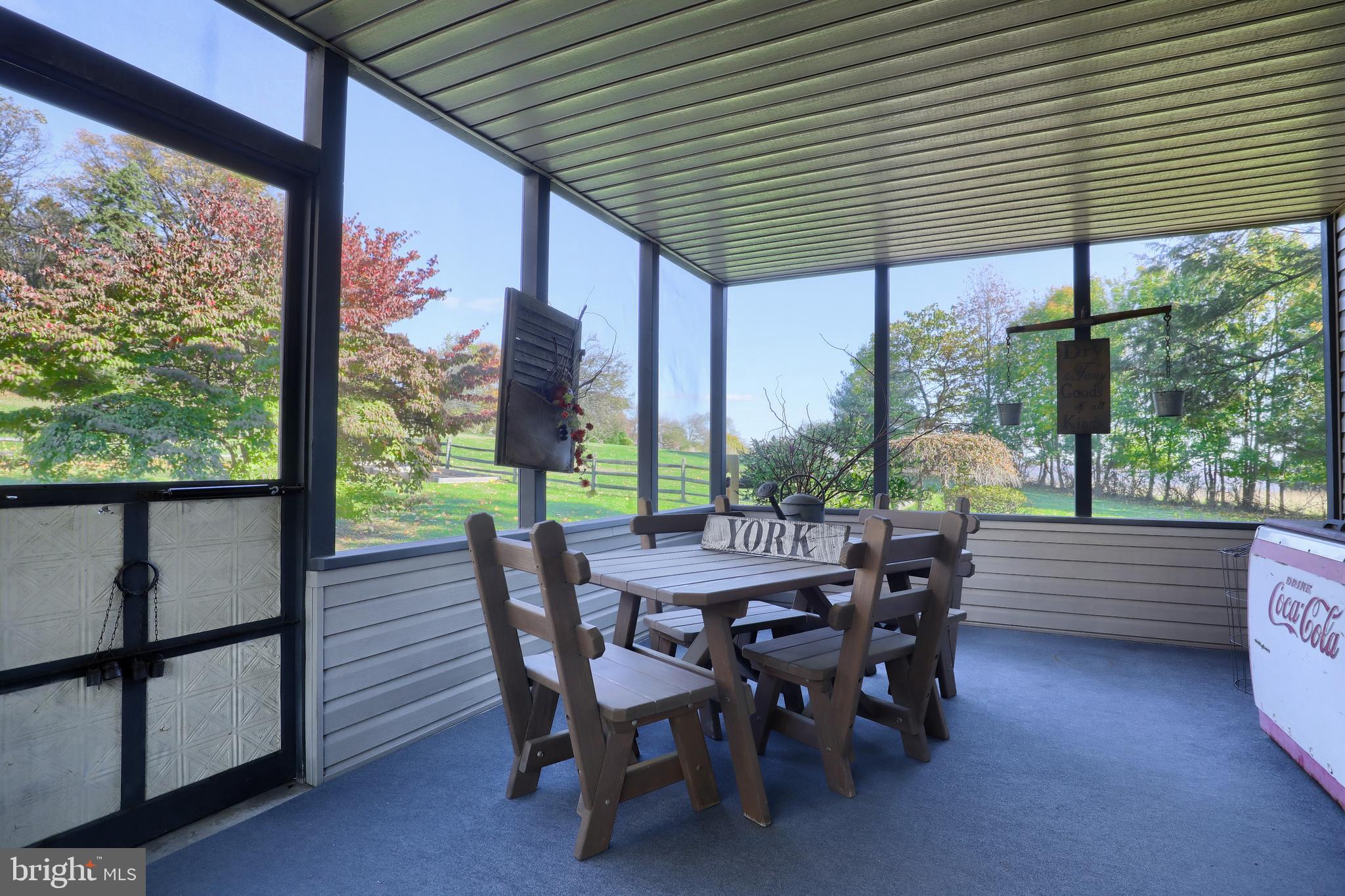 ROCKY RIDGE - Residential