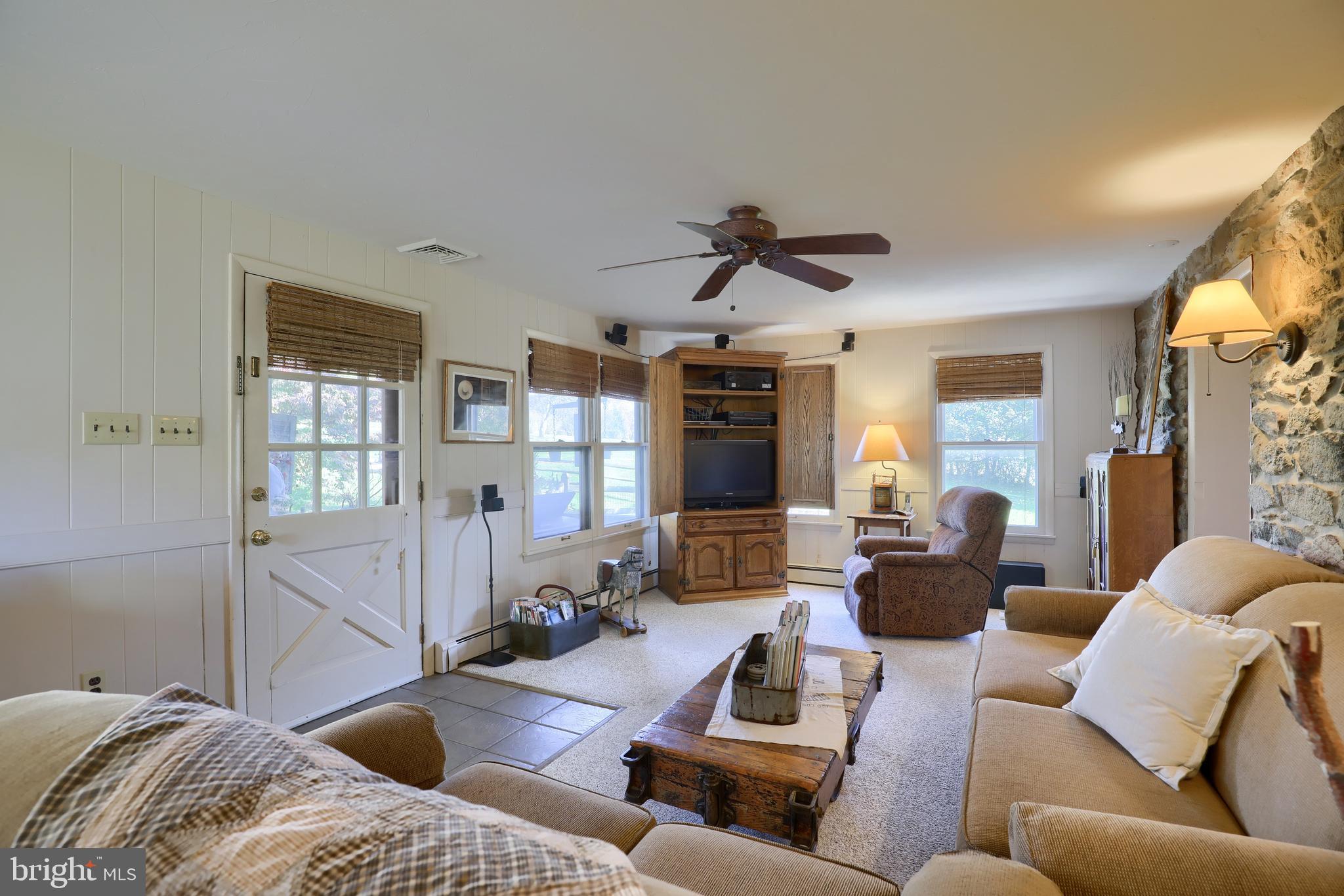 ROCKY RIDGE - Residential