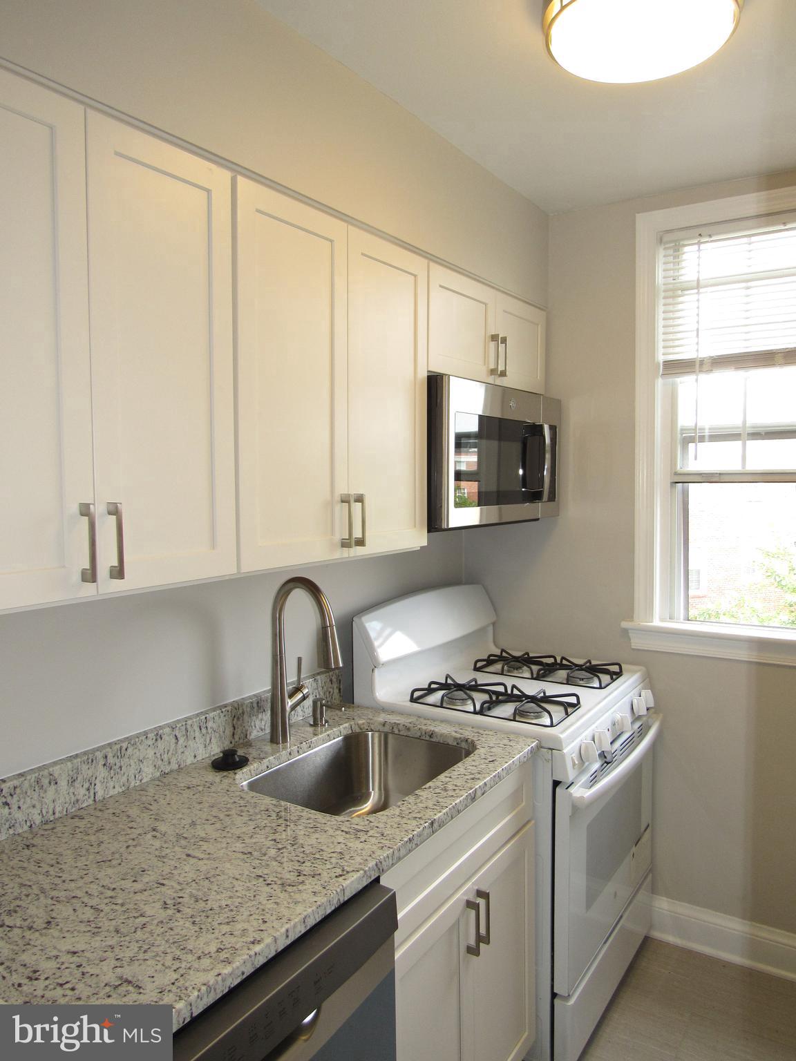 ARBORS OF ARLINGTON - Residential Lease