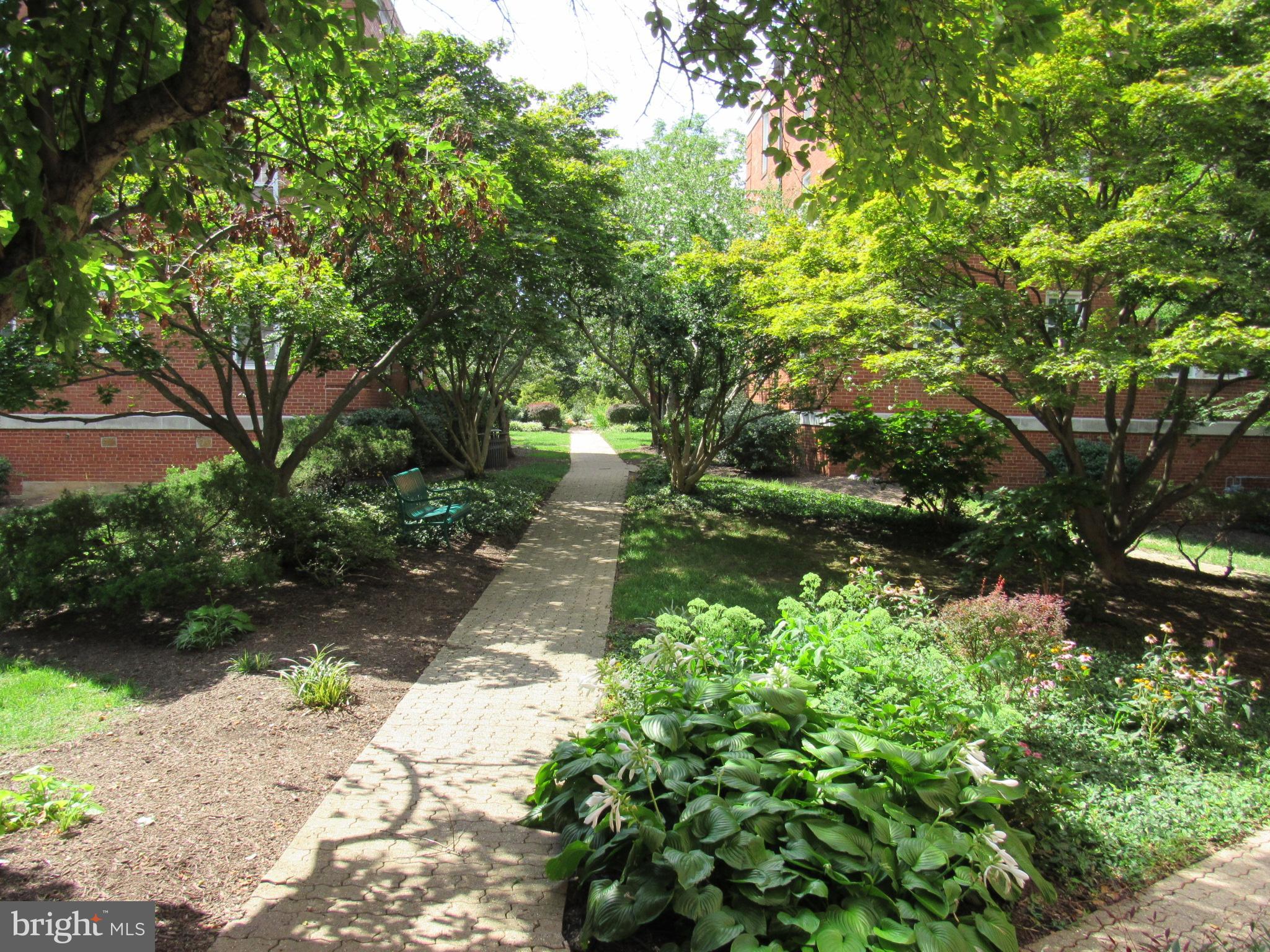 ARBORS OF ARLINGTON - Residential Lease