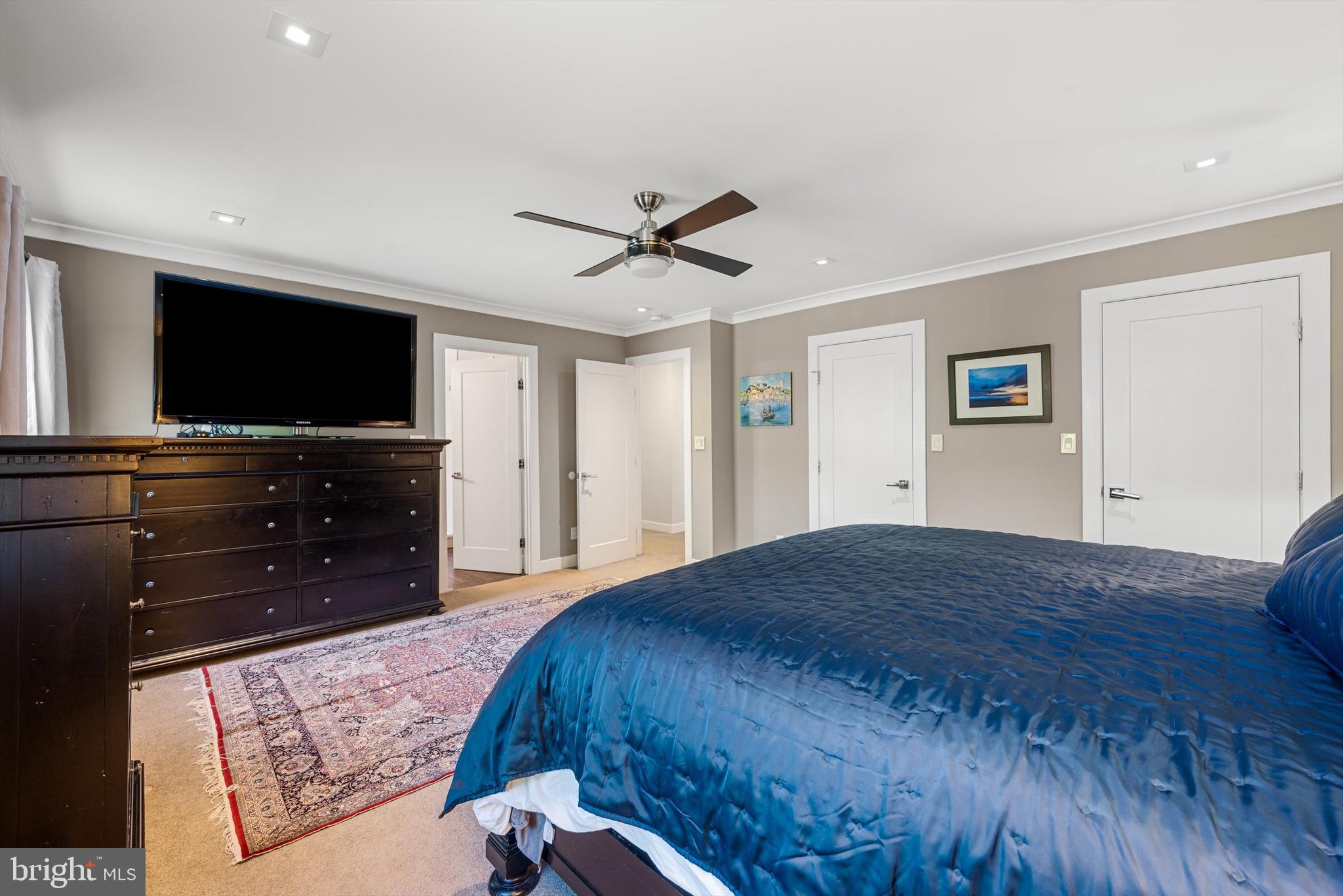 HENDERSON HILLS - Residential