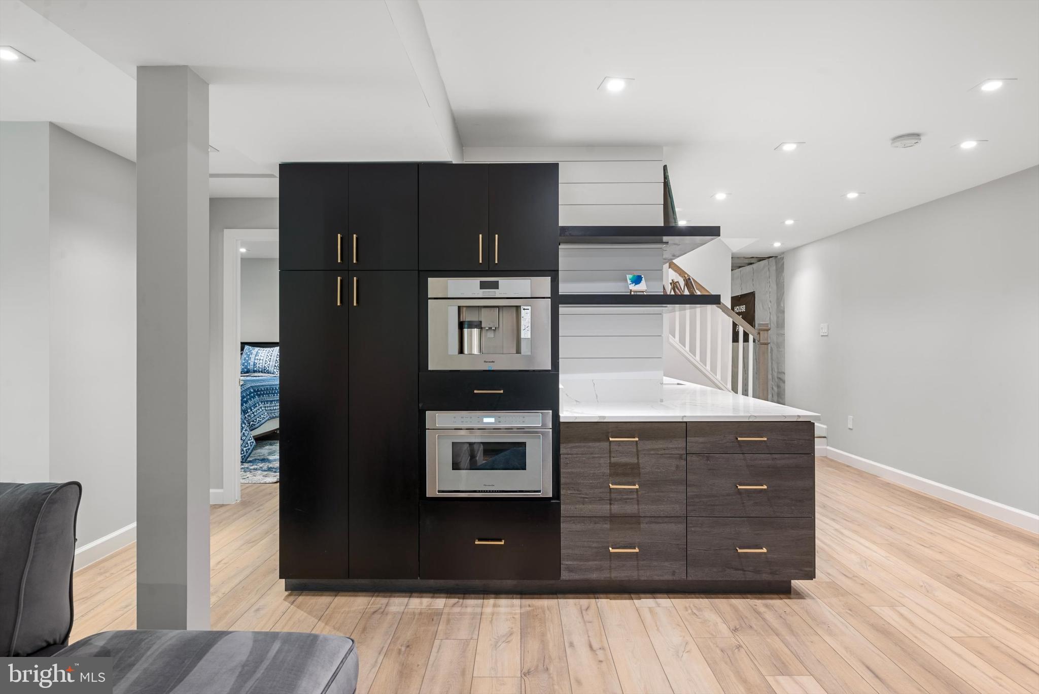 HENDERSON HILLS - Residential