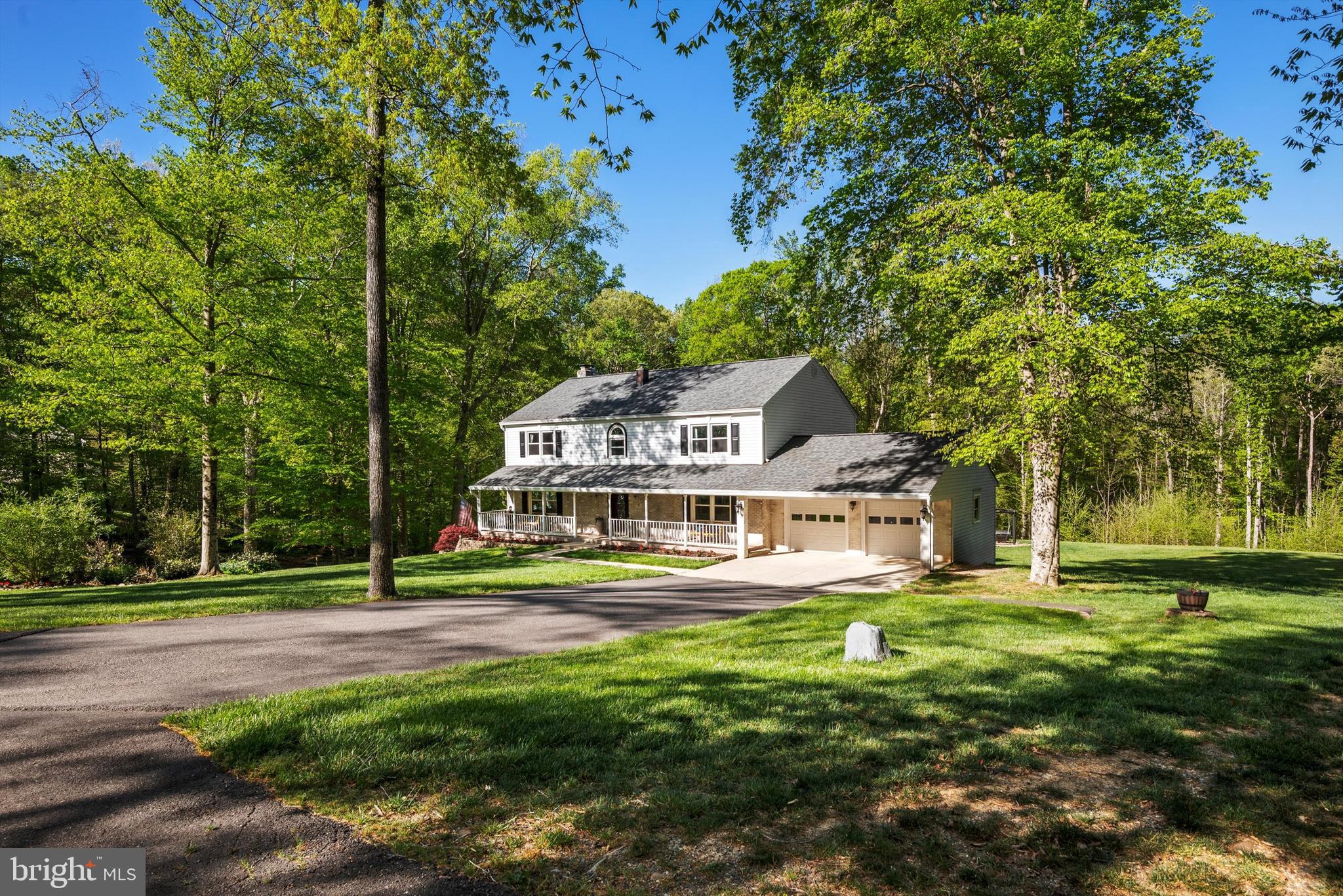 HENDERSON HILLS - Residential