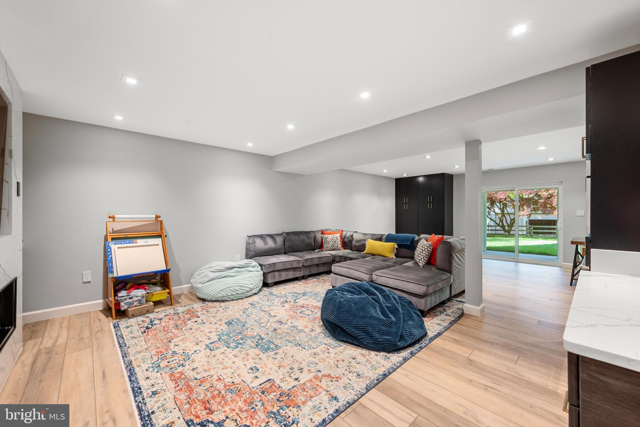 HENDERSON HILLS - Residential