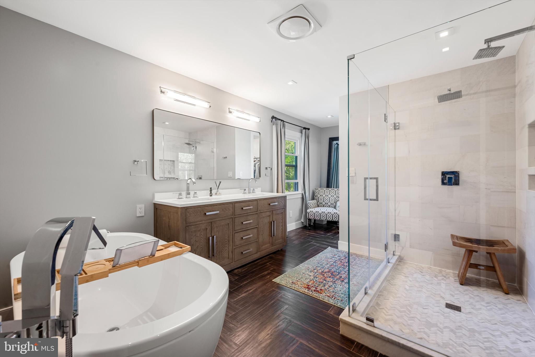 HENDERSON HILLS - Residential