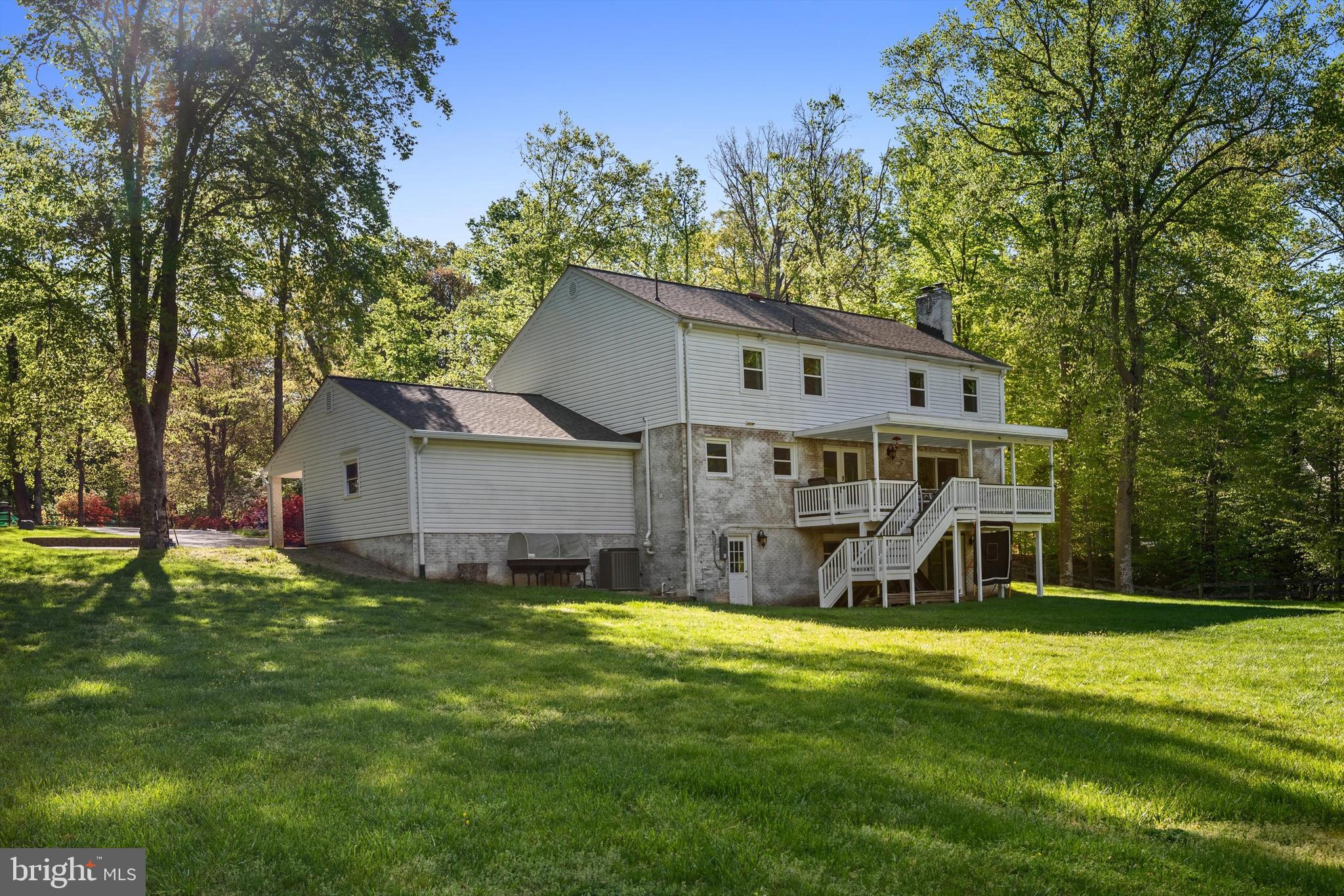 HENDERSON HILLS - Residential