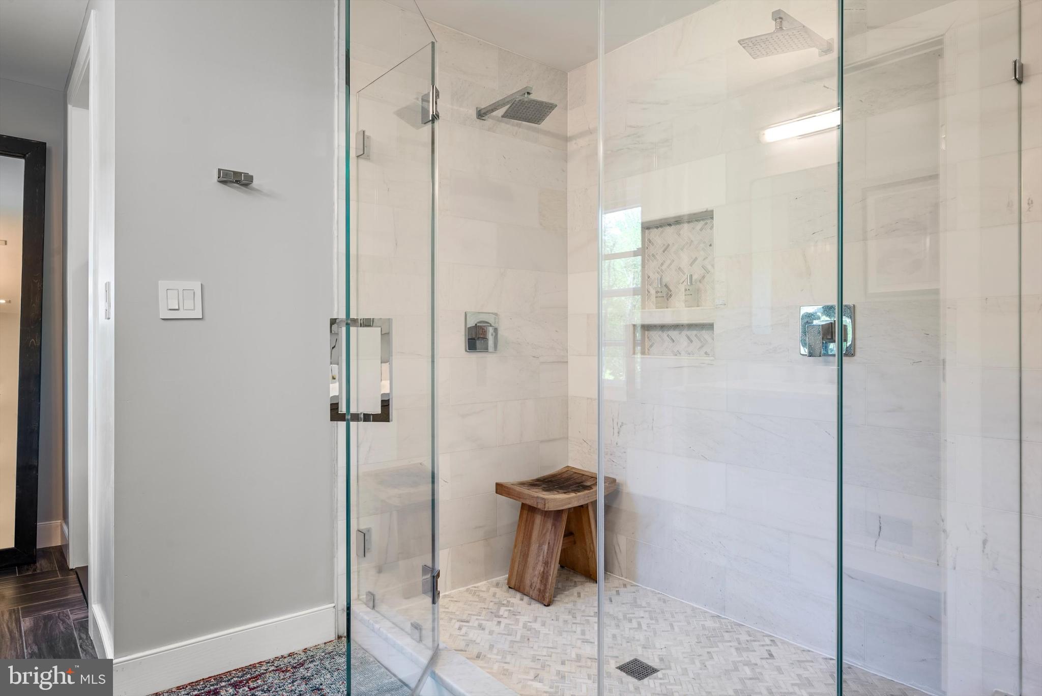 HENDERSON HILLS - Residential