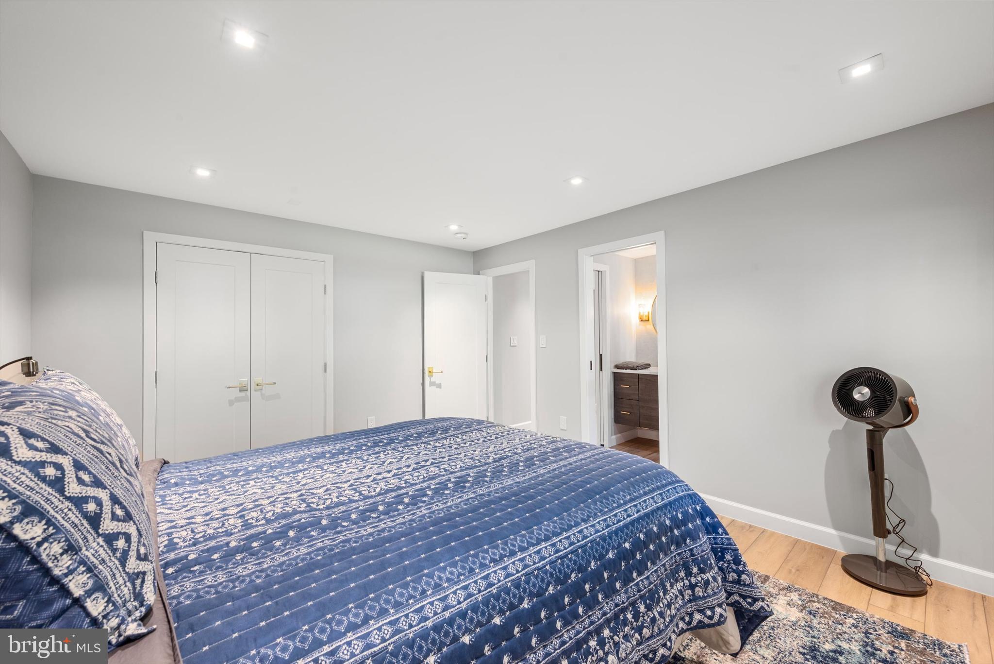 HENDERSON HILLS - Residential