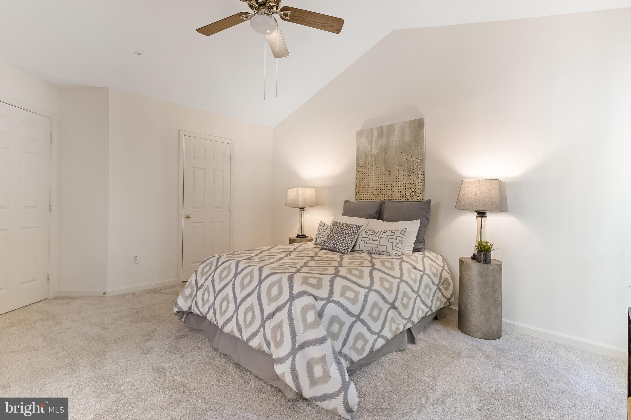 WHITLEY PARK CONDOMINIUM - Residential