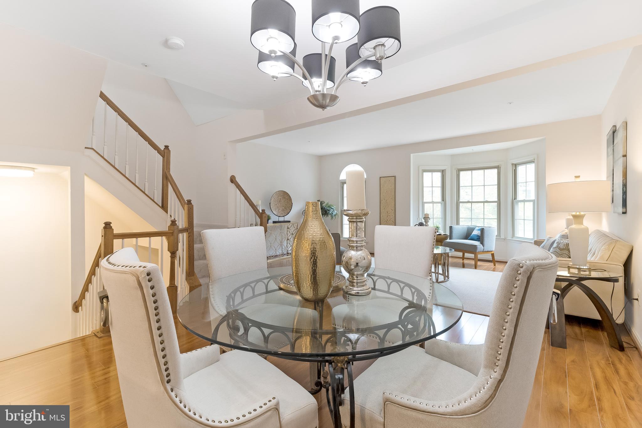 WHITLEY PARK CONDOMINIUM - Residential