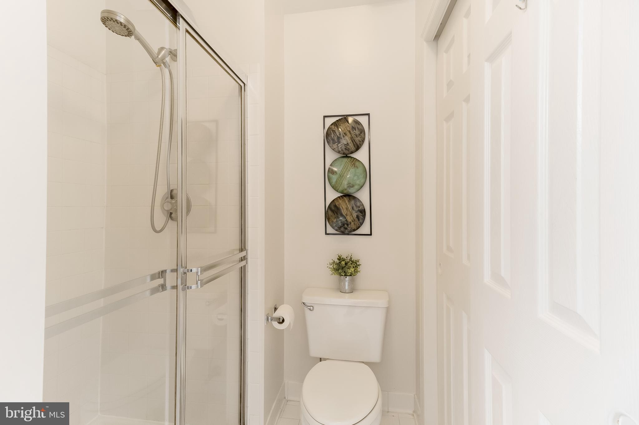 WHITLEY PARK CONDOMINIUM - Residential