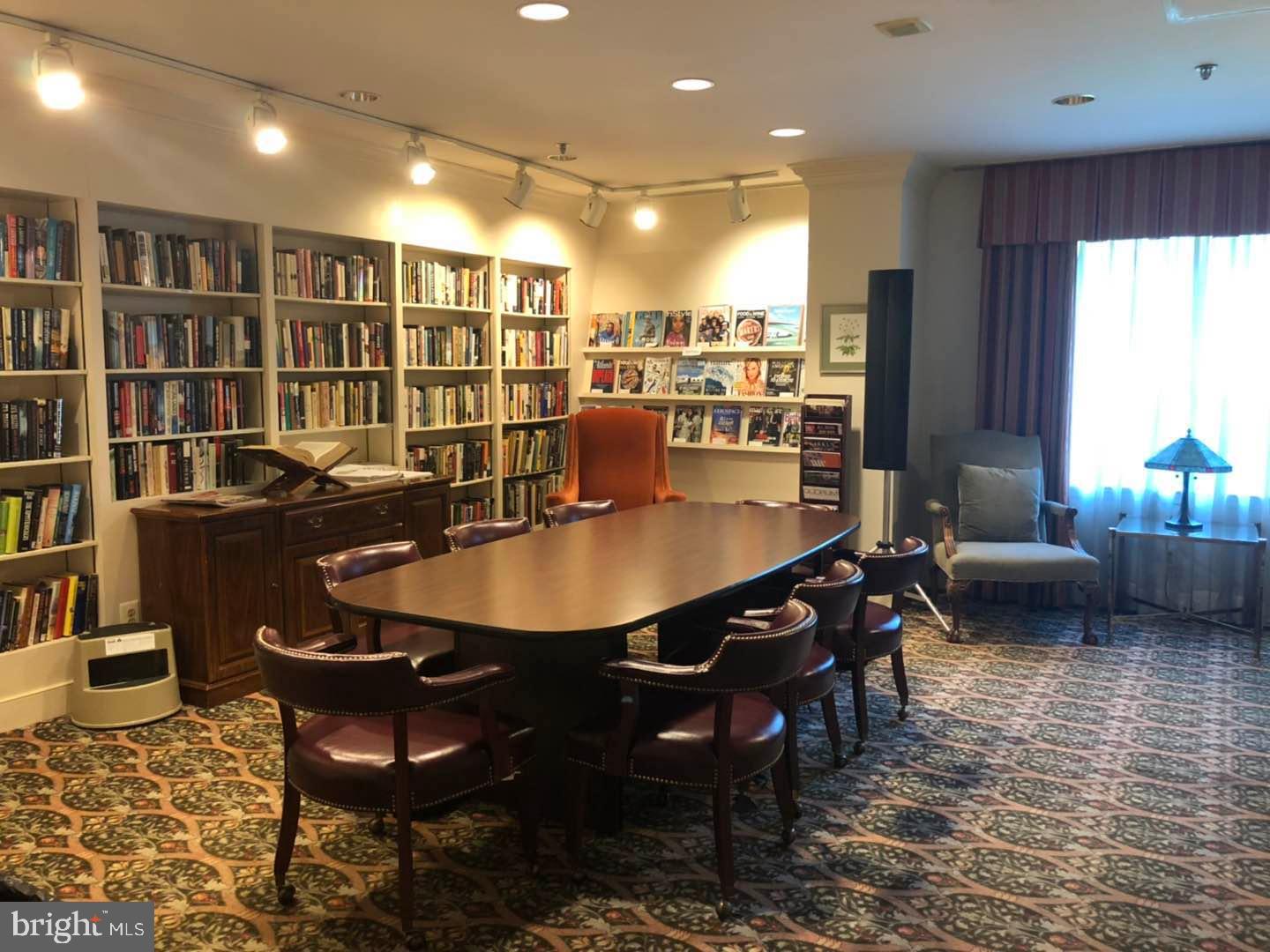 WHITLEY PARK CONDOMINIUM - Residential