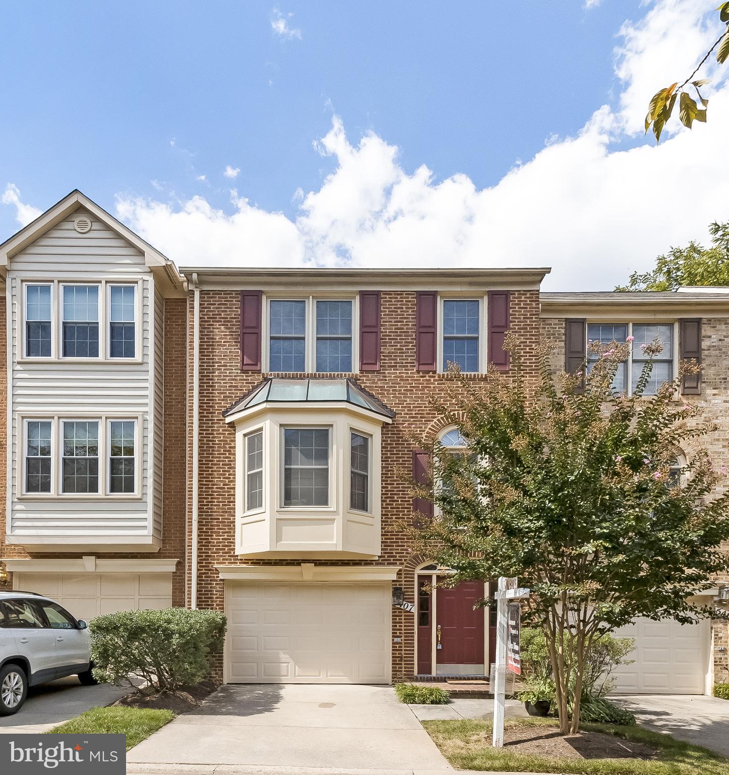 WHITLEY PARK CONDOMINIUM - Residential