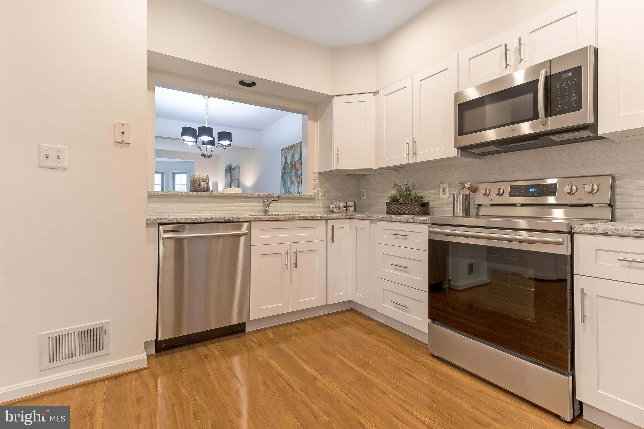 WHITLEY PARK CONDOMINIUM - Residential