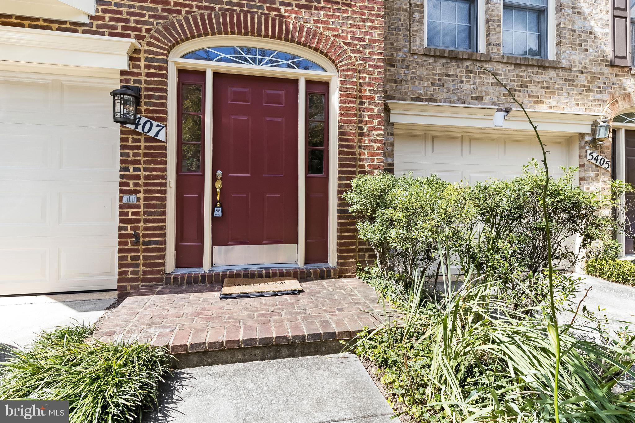 WHITLEY PARK CONDOMINIUM - Residential