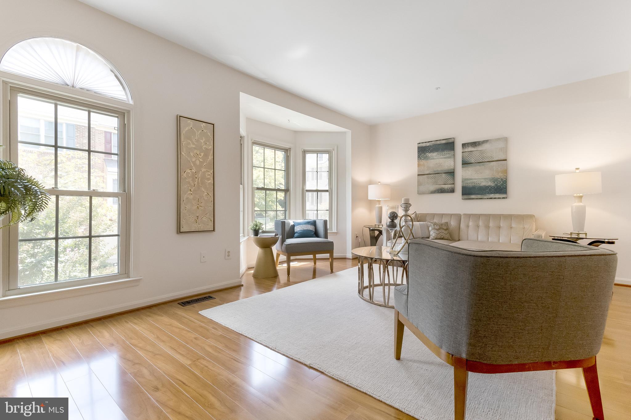 WHITLEY PARK CONDOMINIUM - Residential